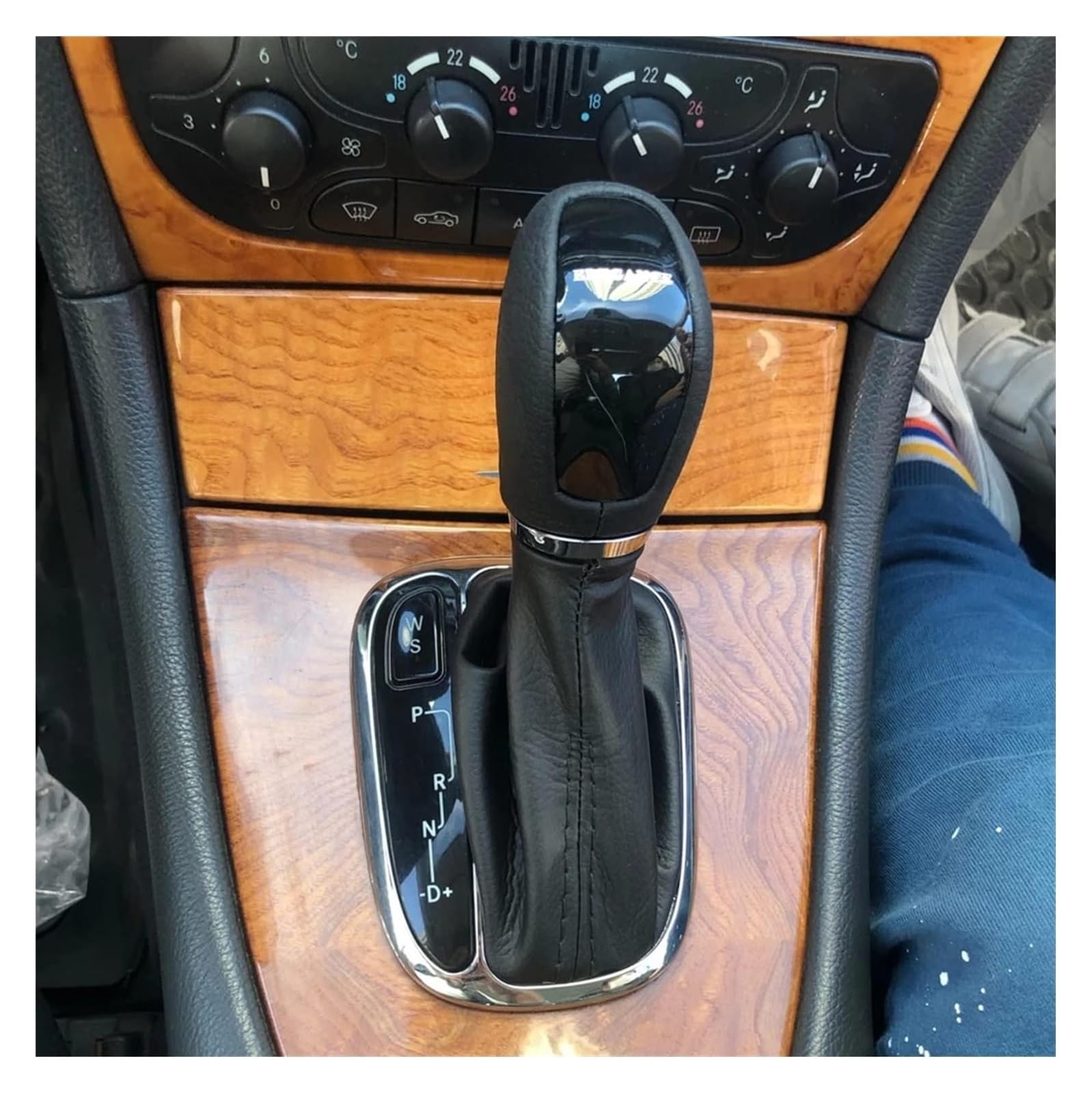 UTONGMU Manual Gear Shift Knob for Benz W203 W204 W209 Car Gear Shift Knob Automatic with Black Leather Boot