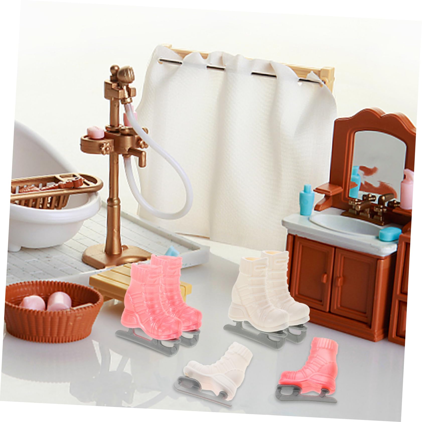 YARNOW Pattini da ghiaccio in miniatura per bambole 4 paia di plastica accessori fai da te decorazioni fai da te giocattoli per ragazzi e ragazze decorazione domestica forniture per la fabbricazione