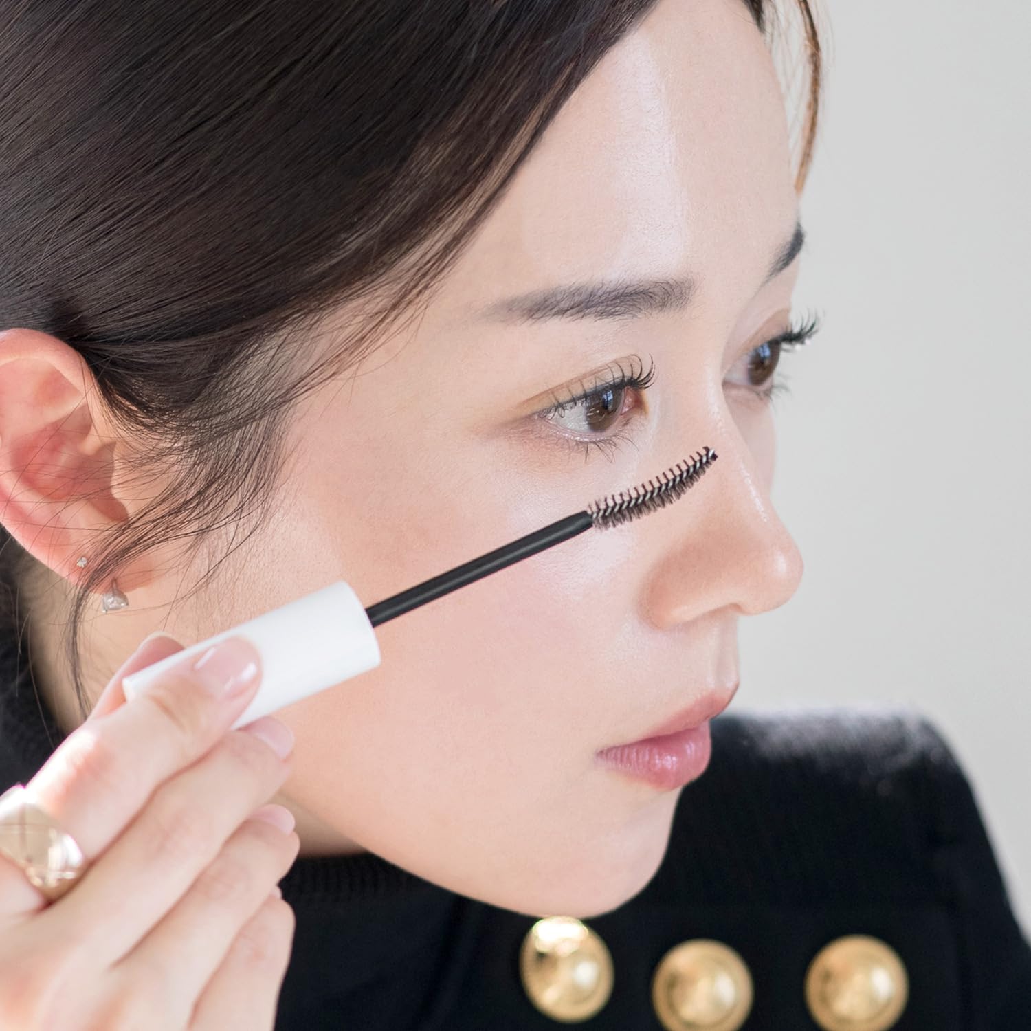 Waterproof Volumizing Black Mascara, Long-Lasting Lash Fixation with Peptide Care, Smudge-Proof, Lengthening Formula for Fuller, Bolder Eyelashes. 0.26 oz