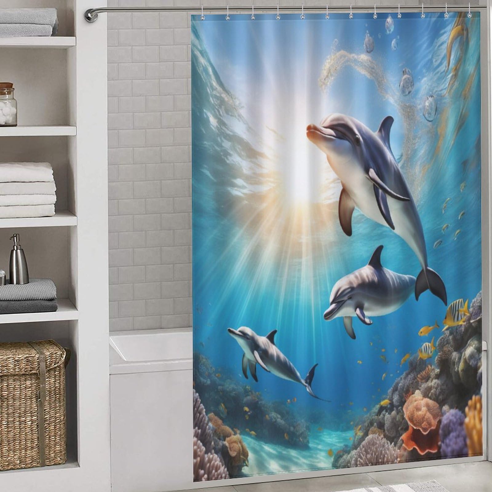 Rideau de douche dauphin pour créer une ambiance marine relaxante chez soi