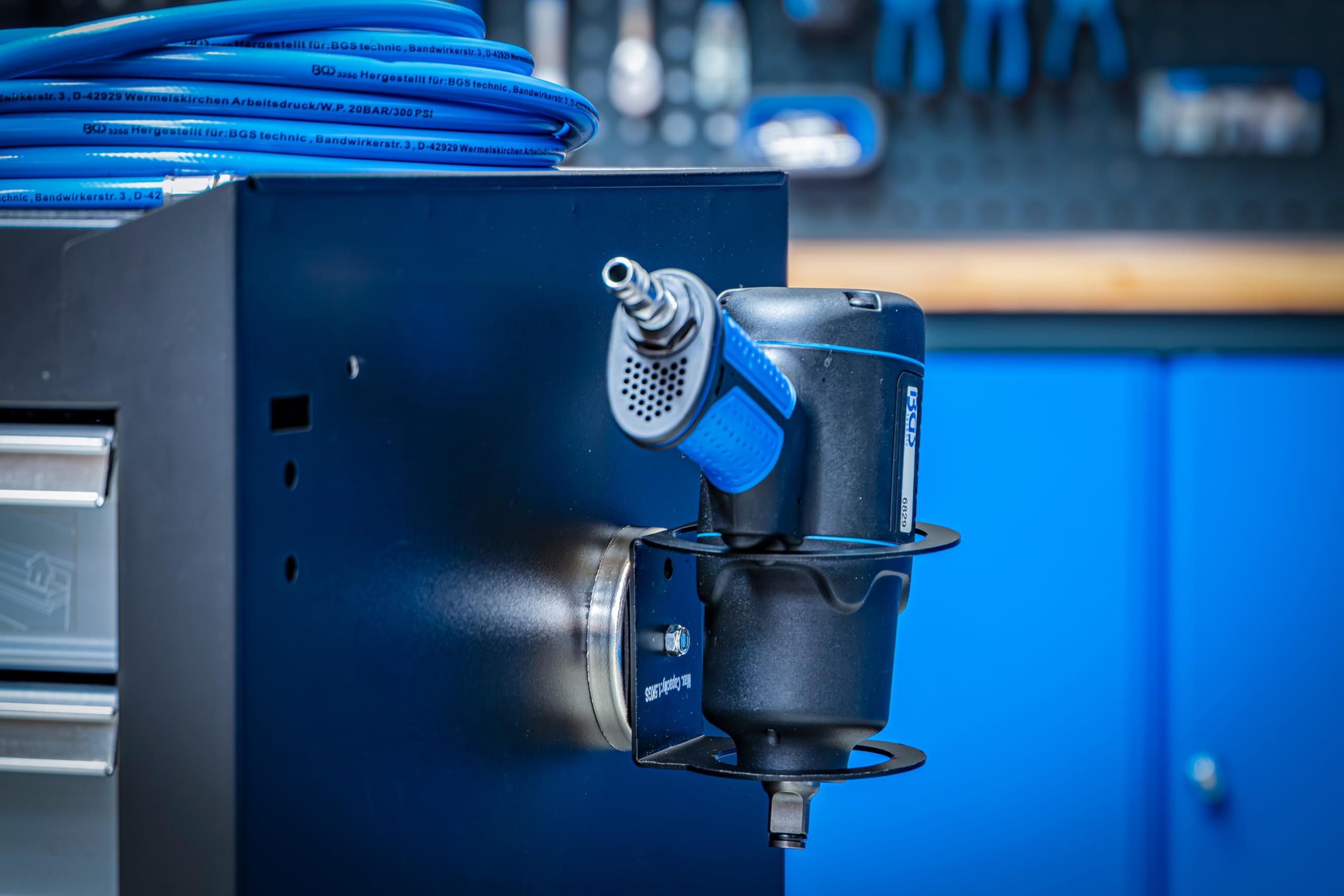 Image secondaire de Support Magnétique BGS 67182 pour Clés à Chocs - Pratique et Efficace