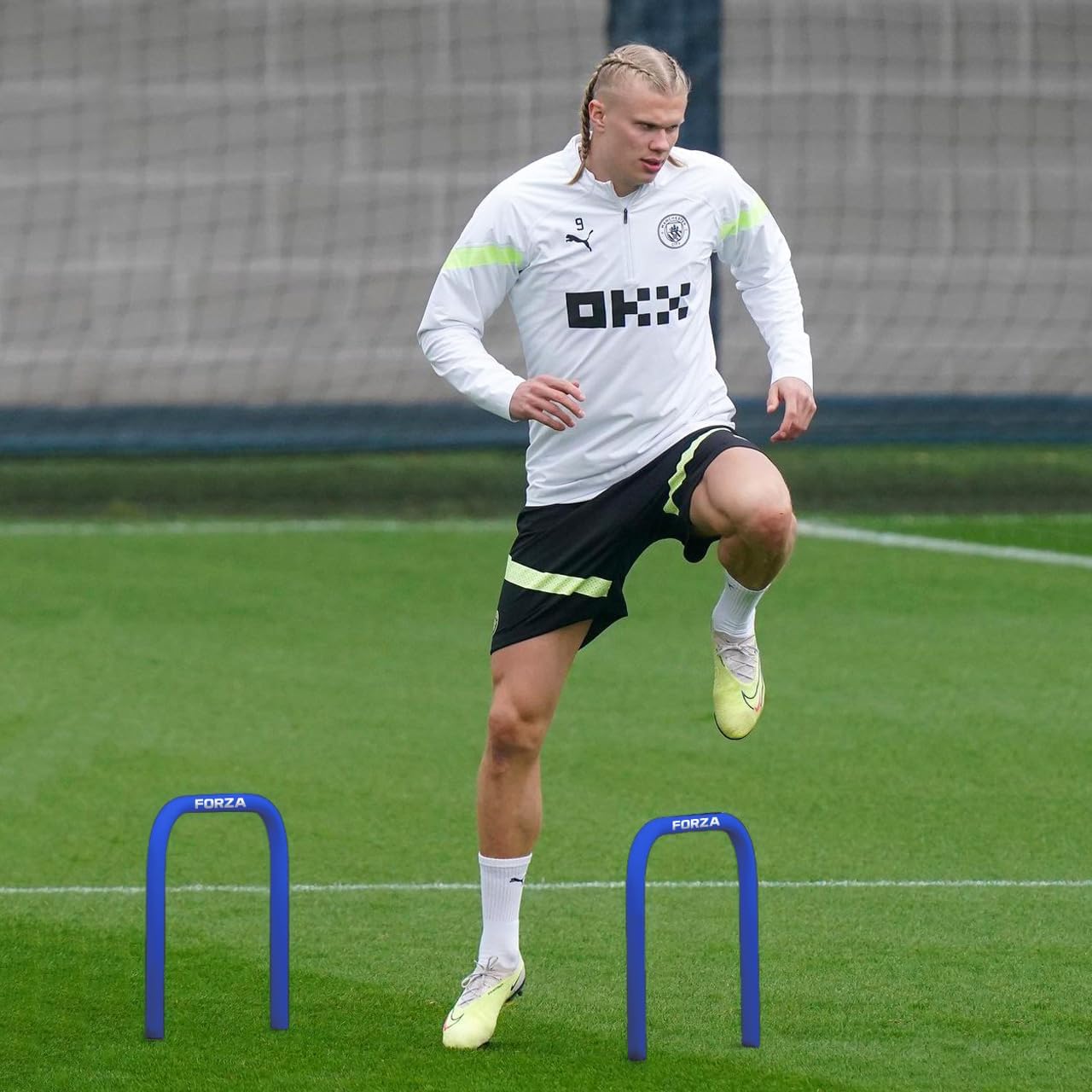 FORZA Pro Soccer Passing Arcs | Set of 4 Elite-Level Soccer Targets to Enhance Passing Techniques & Accuracy - Optional Carry Bag & Bases