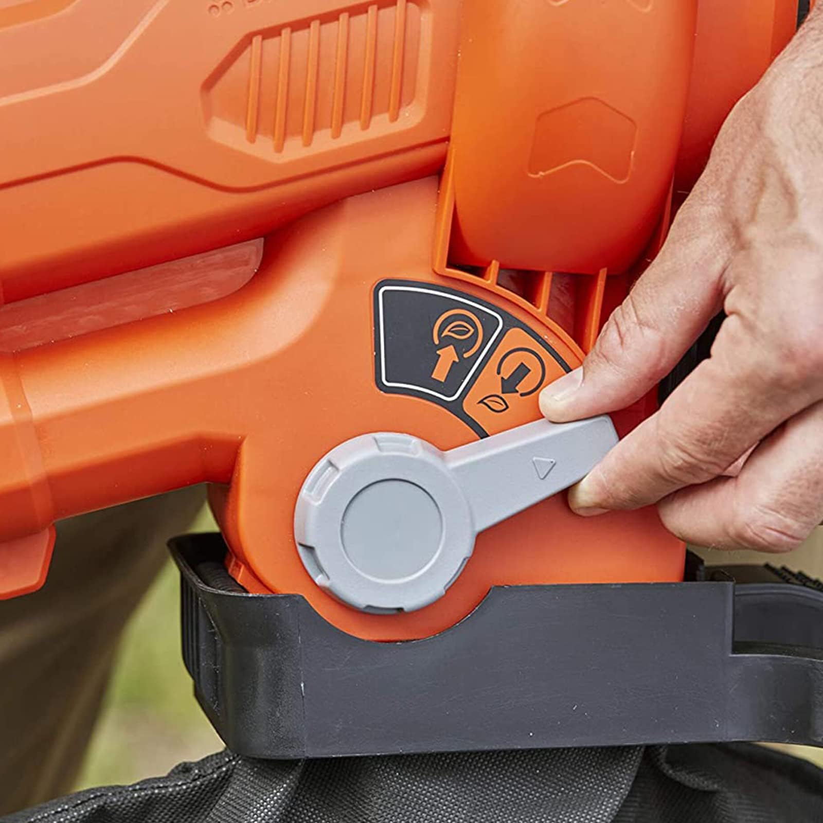 Soffiatore per Foglie 3 in 1, aspiratore Elettrico Multifunzionale per 3 Foglie da Giardino, con Sacchetto per la Polvere da 35 Litri per la Cura del Prato, Patio, Foglie soffiate, Neve,Orange