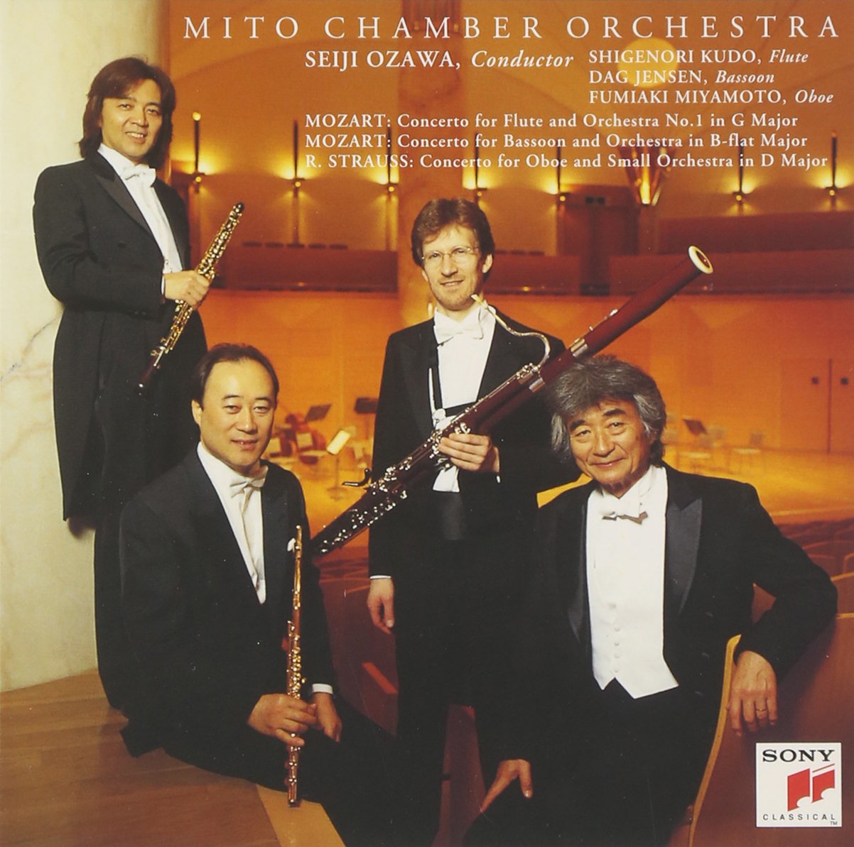 Richard StraussOboe Concerto Mito Chamber Orchestra Amazon.es CDs y