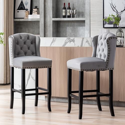 Juego de 2 taburetes modernos de lino de 26 pulgadas, taburetes tapizados con botones con patas de madera maciza, sillas de bar bajas con respaldo