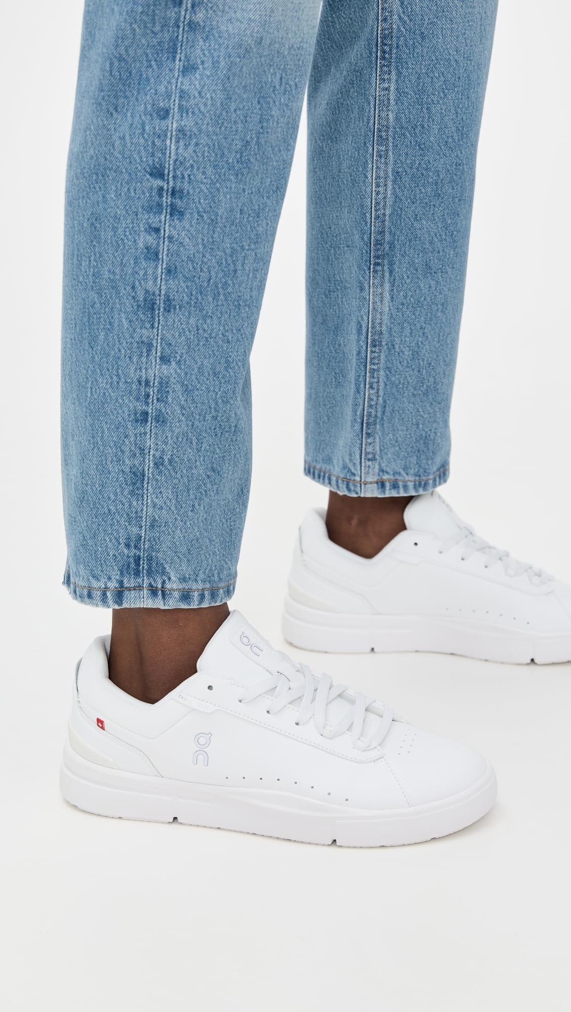 On Damen The Roger Advantage Sneaker