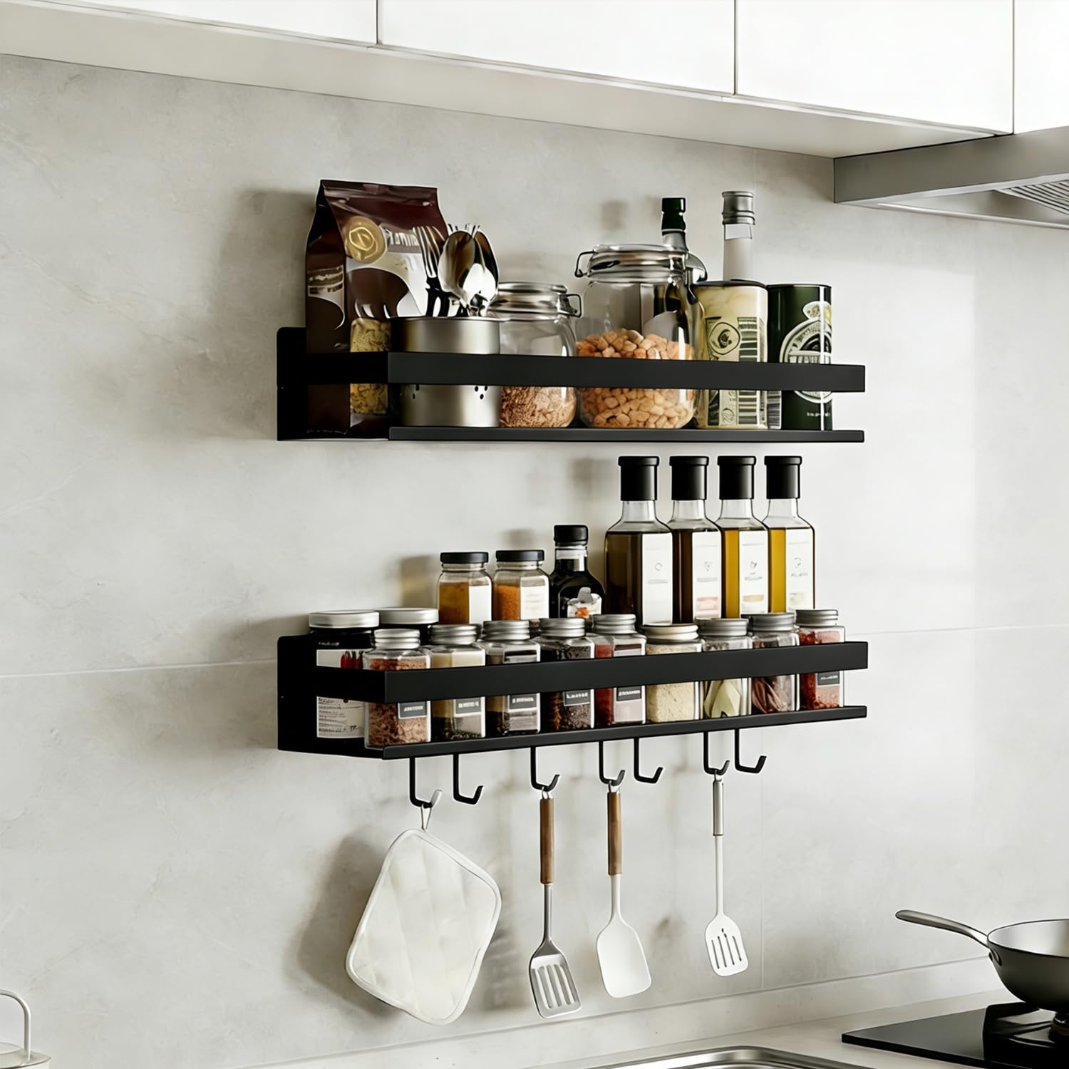 Paquete de 2 especieros de pared de 40 cm sin taladrar, con 6 ganchos, estante de almacenamiento de cocina, organizador de baño, estante colgante para balcón, color negro