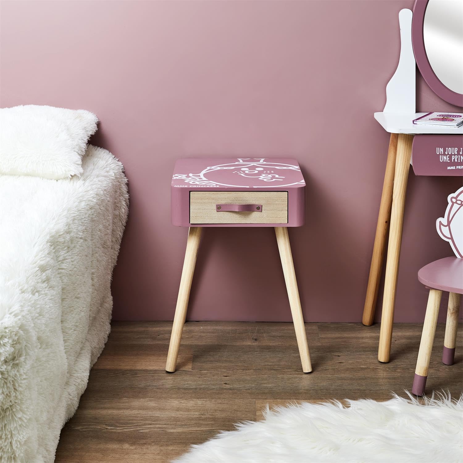 Table De Chevet Monsieur Madame - Madame Princesse - Rose - L 35 X H 48 X P 35 Cm