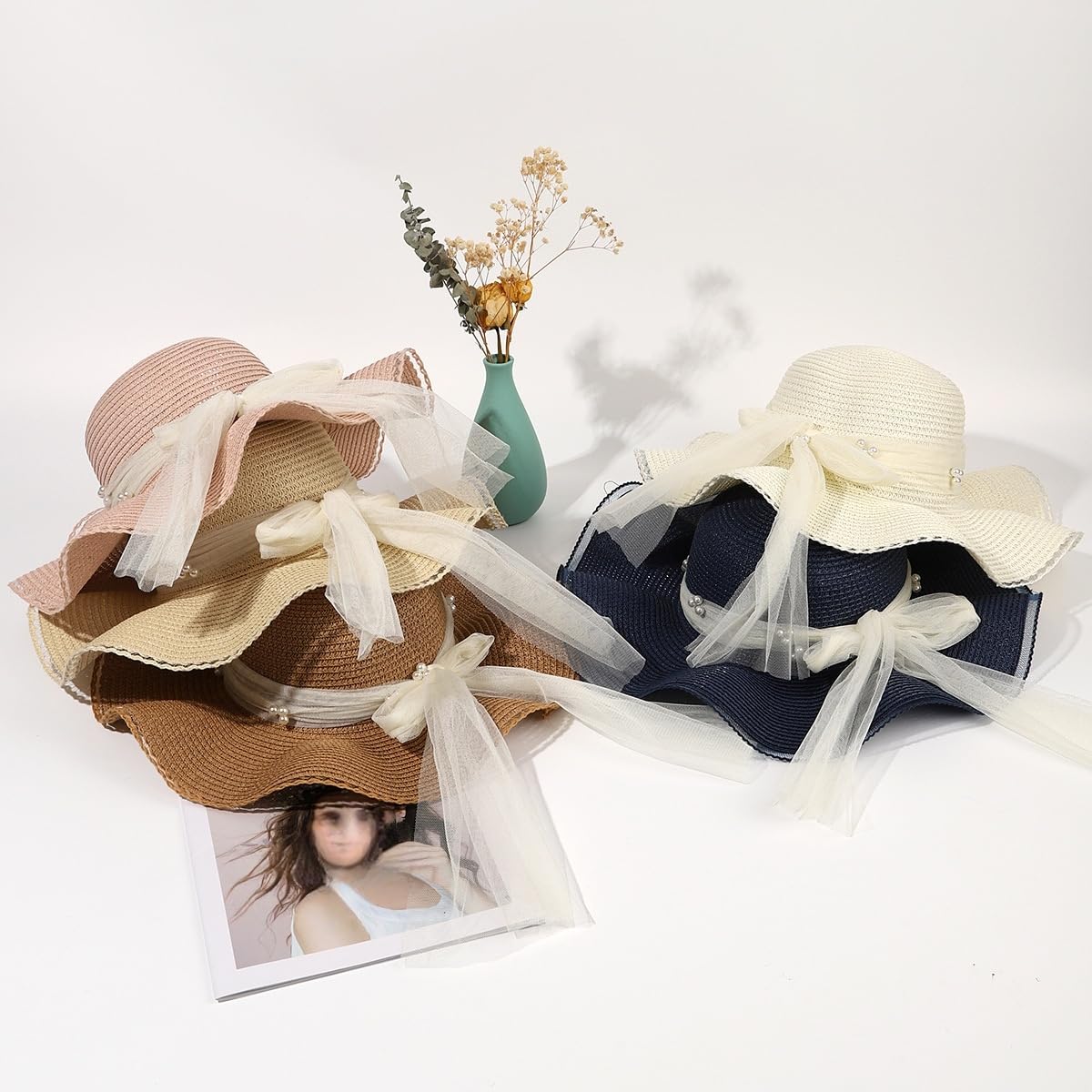 Sombrero de Paja Transpirable de ala Ancha con Volantes,Sombrero de Verano para Mujer con Protección UV,Tejido de Paja y Lazo de Tul Perlado,Sombrero de Playa para Vacaciones,Viajes y Actividades Al