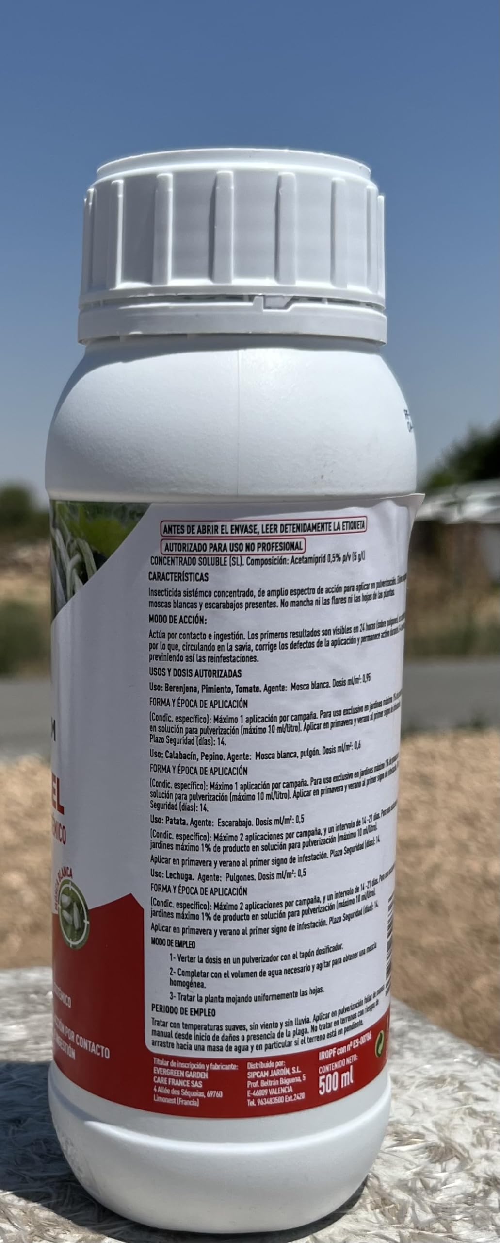 Insecticida sistémico a base de acetamiprid al 0,5%. 500ml. 80 litros de agua.Efectivo control de plagas como pulgón, mosca blanca o escarabajo de la patata. EPINSEL 500ml (1)