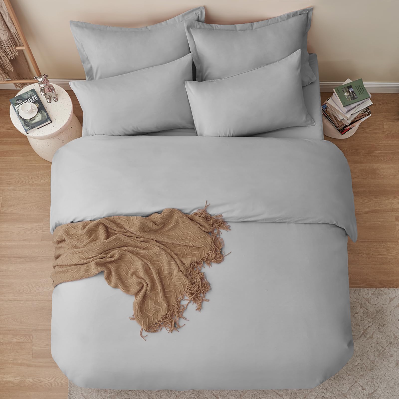 RUIKASI Set Copripiumino Una Piazza e Mezza 200x200 - Monocromatico 3 Pezzi Copripiumino Set di Due Federe 50x80 cm inclusi, Microfibra, Facile Da Gestire e Morbida, Grigio Chiaro