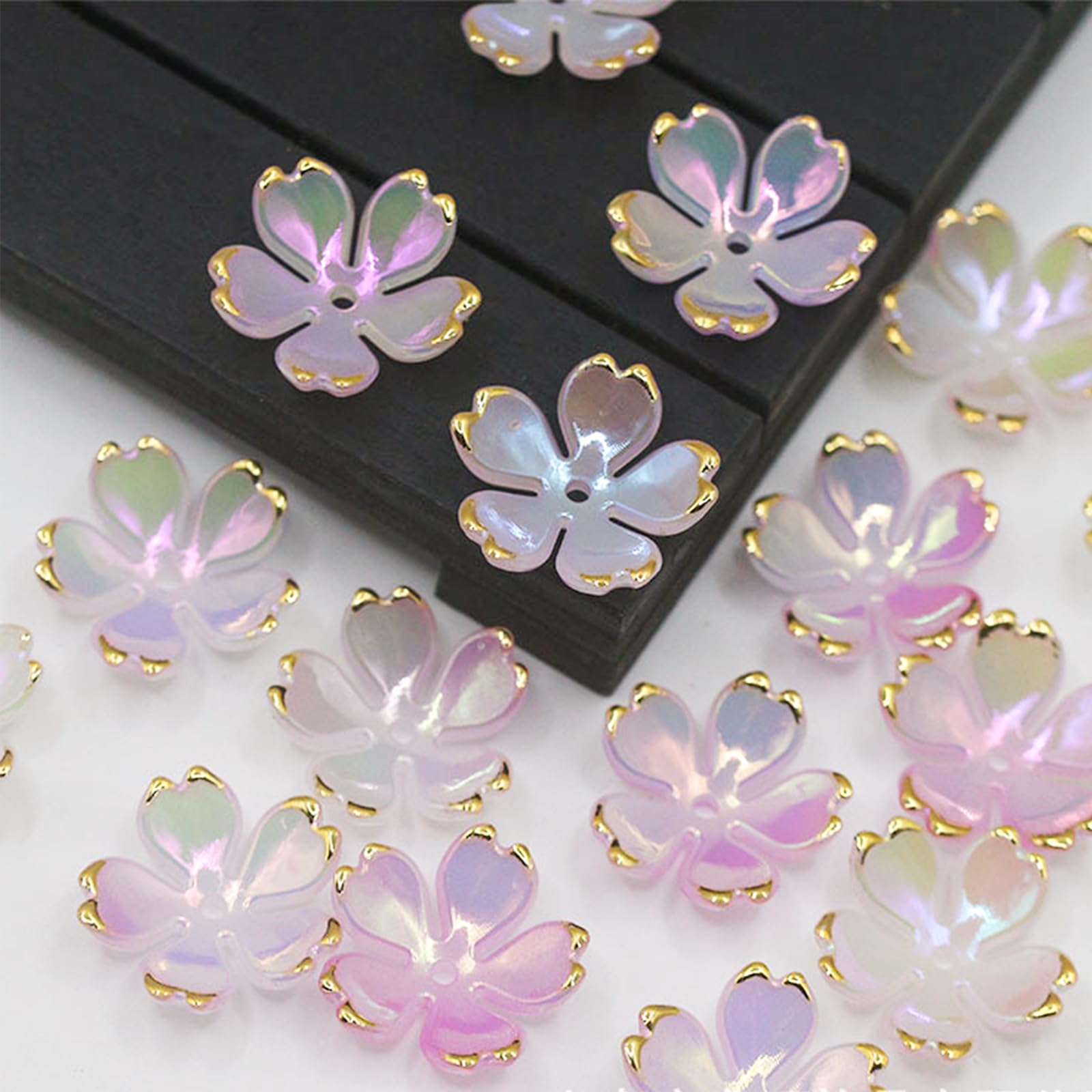 Lot De 100 Perles En Acrylique En Forme De Fleur, Breloques D