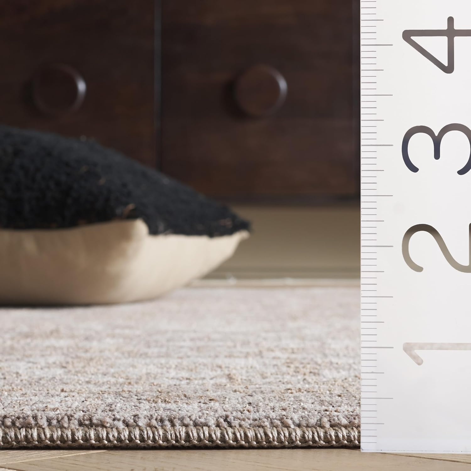 SAFAVIEH Area Rug 8x10 - Republica Collection - Large - Grey & Beige, Non-Shedding & Easy to Clean, Ideal for Living Room, Bedroom, Dining Space (RPU452F)