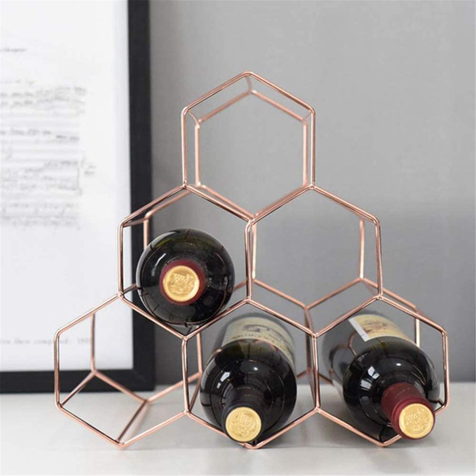 Casier à vin design géométrique pour créer une ambiance bar de restaurant