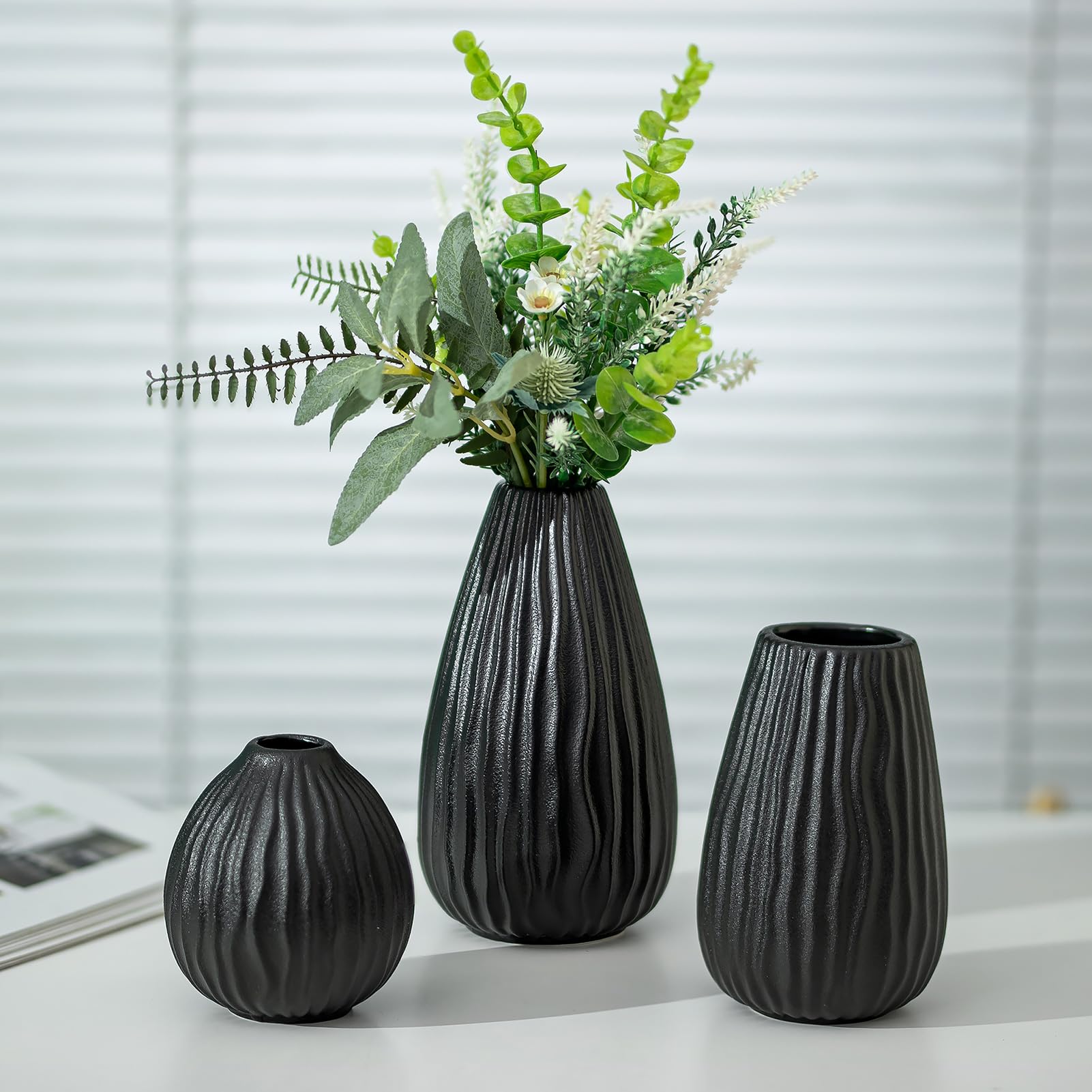 NUPTIO Black Pampas Grass Vase: Decorative Modern Ribbed Flower Vases for Living Room Shelf Kitchen Window - 20cm+16cm+11cm Small Boho Centrepiece for Table Decor Set of 3