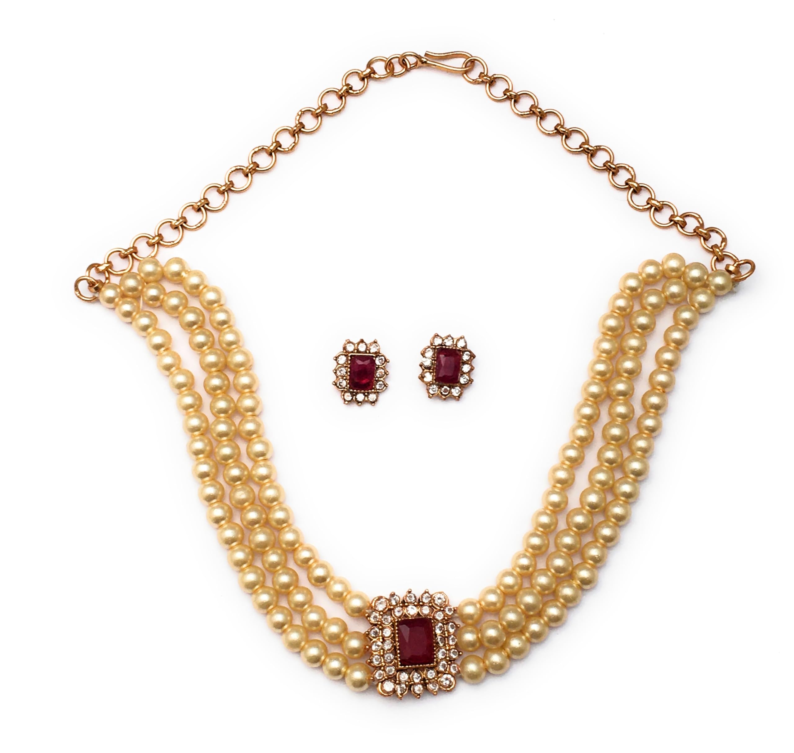 SasitrendsTraditional Gold Plated White Pearl Chain Pendant Necklace Jewellery Stone-Studded Set Stone Women & Girls-20 Inches