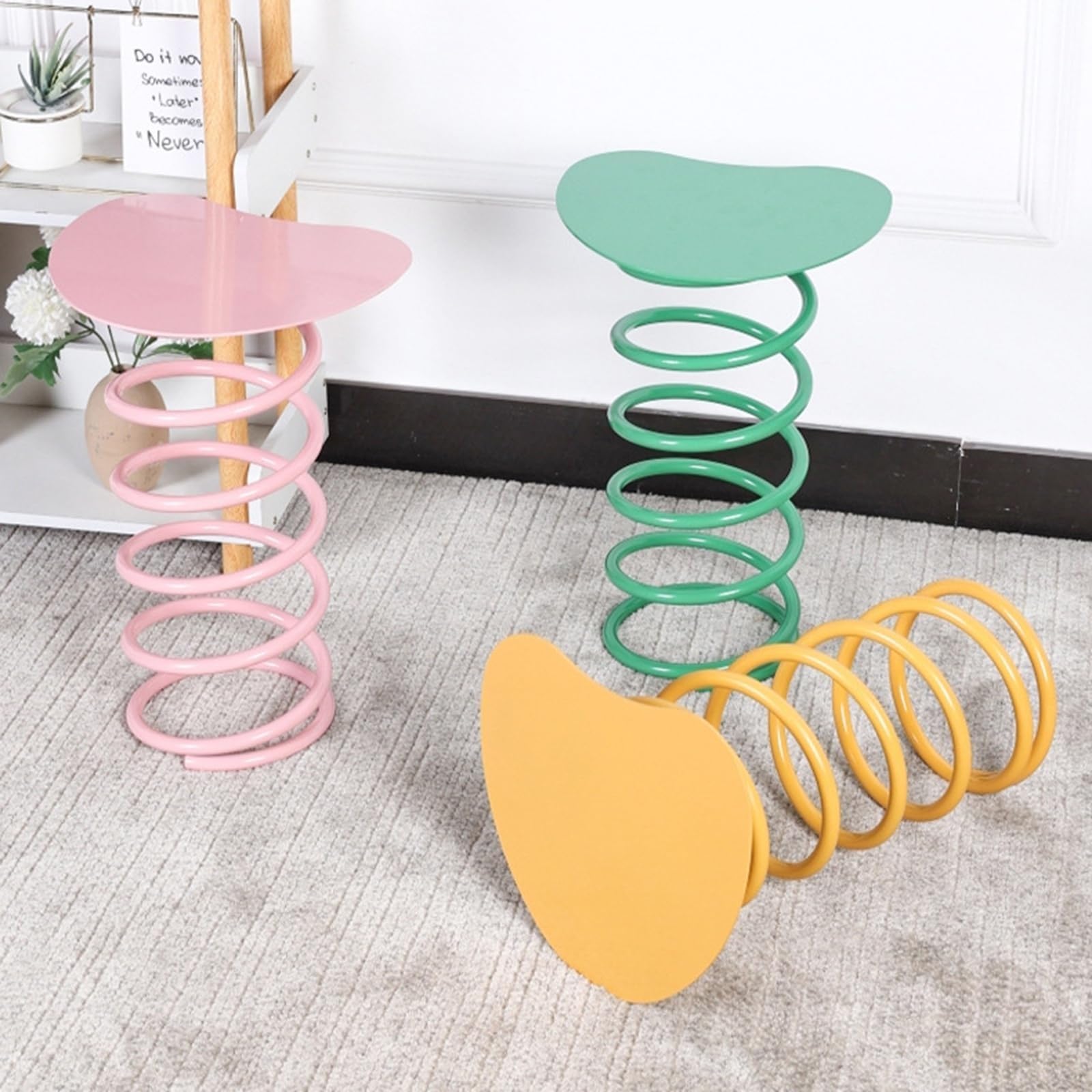 Metal Side Tables Cute End Tables Small Couch Tables Creativity Bedside Tables for Small Space Living Rooms Space Saver(Green)