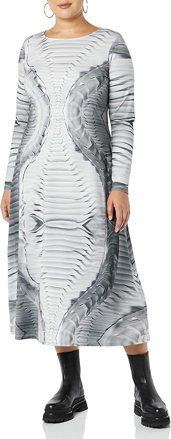 Making the Cut Season 3 Episode 6 Winning Look Georgia's Printed Knit Maxi