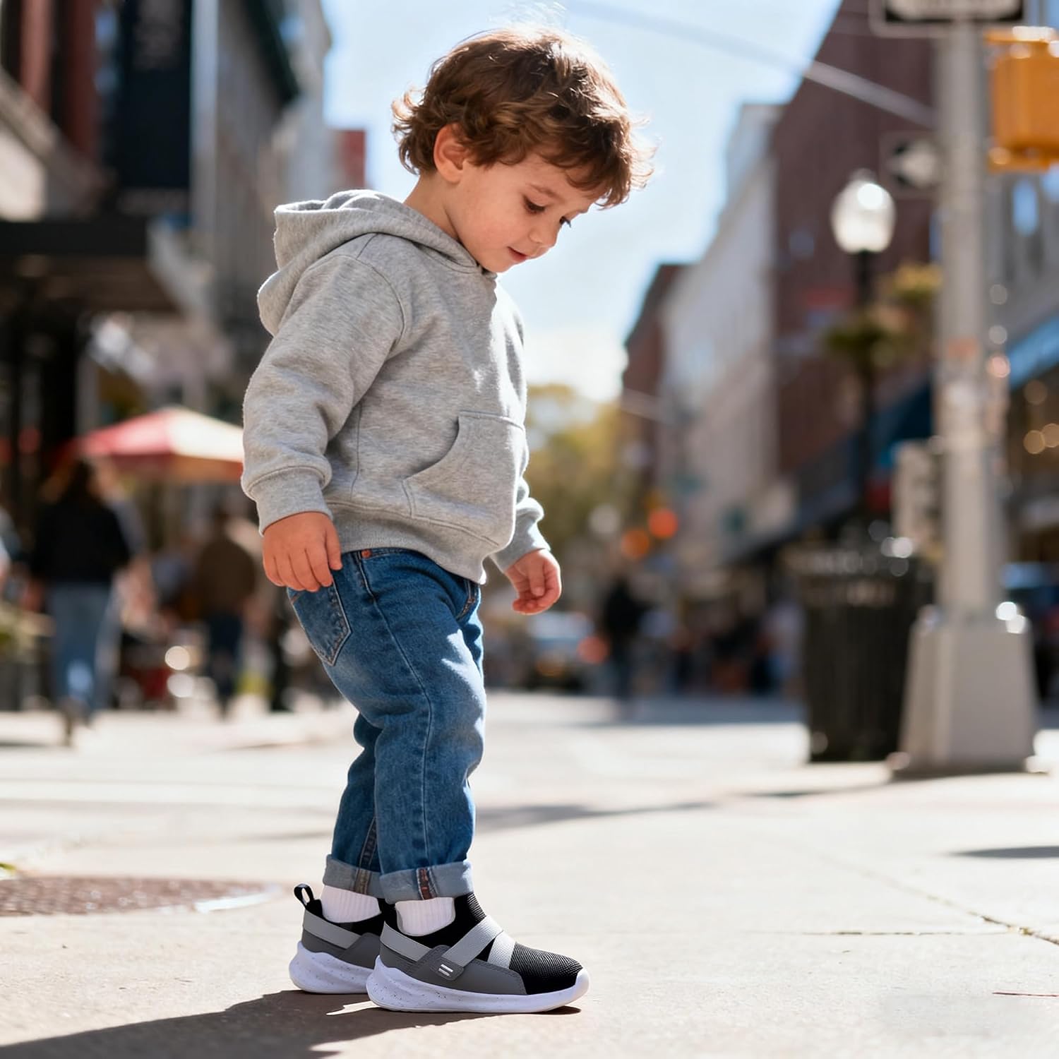 SKYWHEEL Toddler Boy Girl Tennis Shoes Kids Barefoot Slip On Sneakers | Ultra Lightweight Knit Sneakers Reduce Foot Fatigue | Soft Flexible Barefoot Rubber Sole | Machine Washable and Quick-Drying