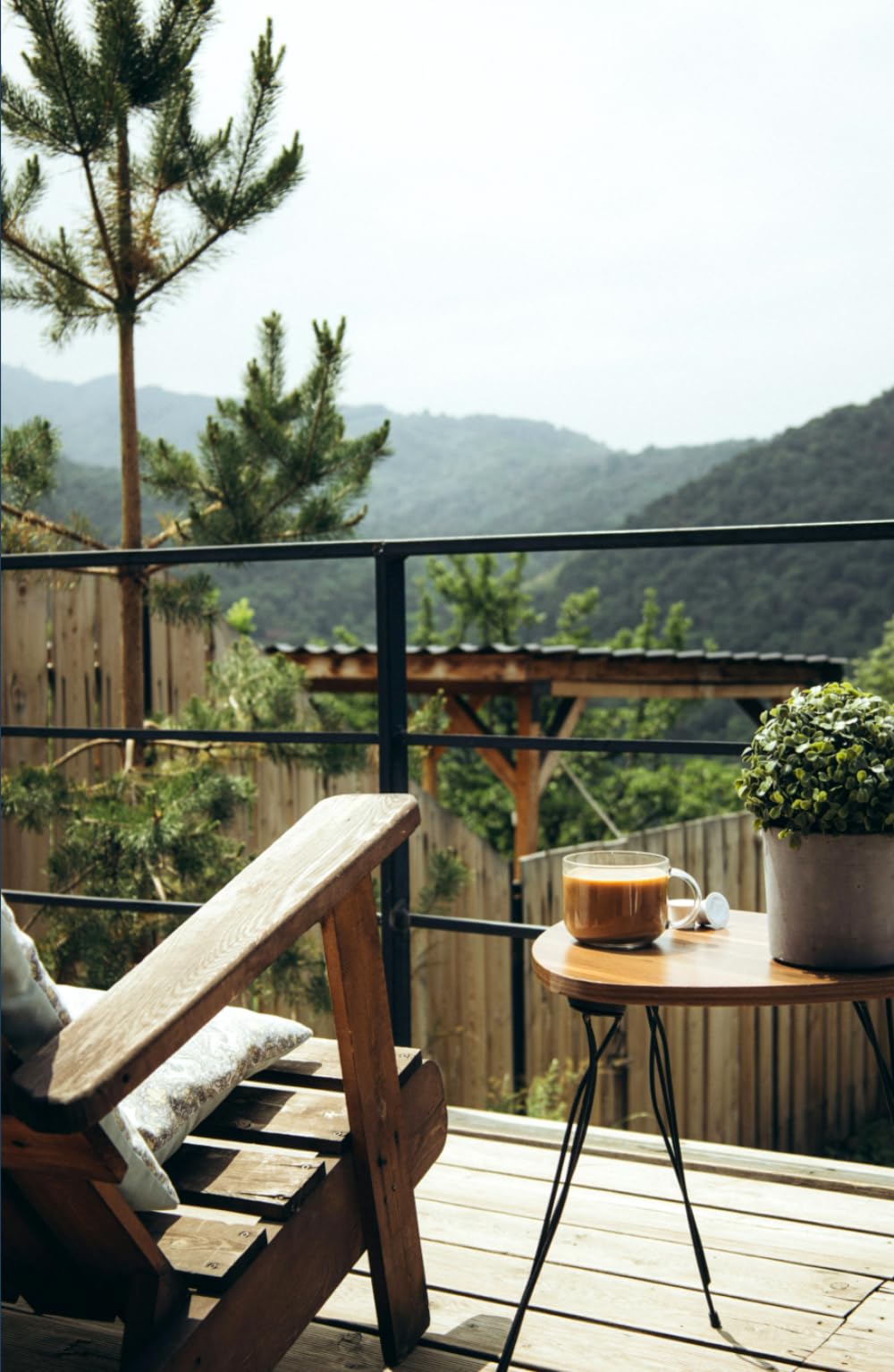 Goodbye, Clutter: Say Hello to the Freedom of Minimalism