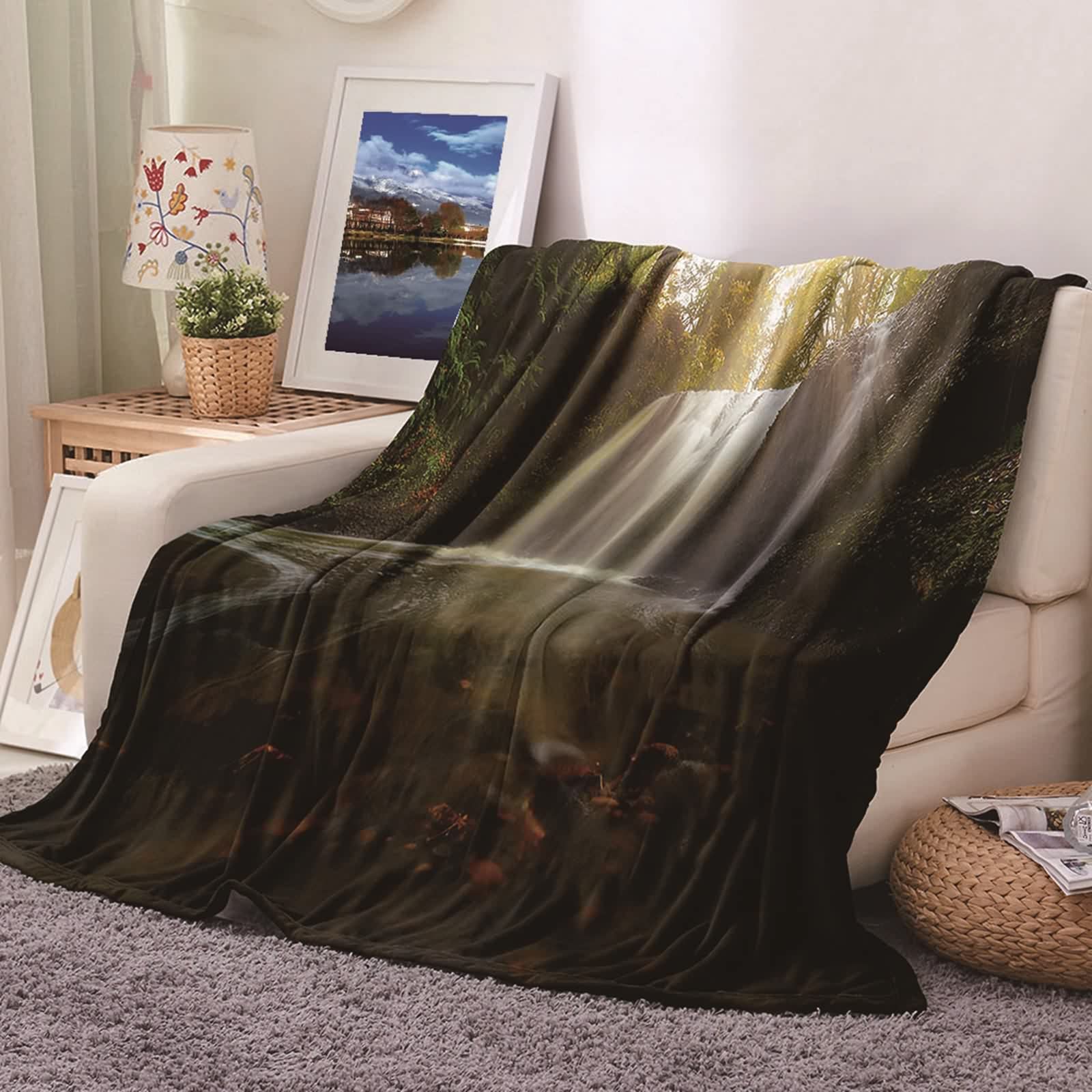 Couverture plaid en flannel 180x200cm dessus de lit design cascade