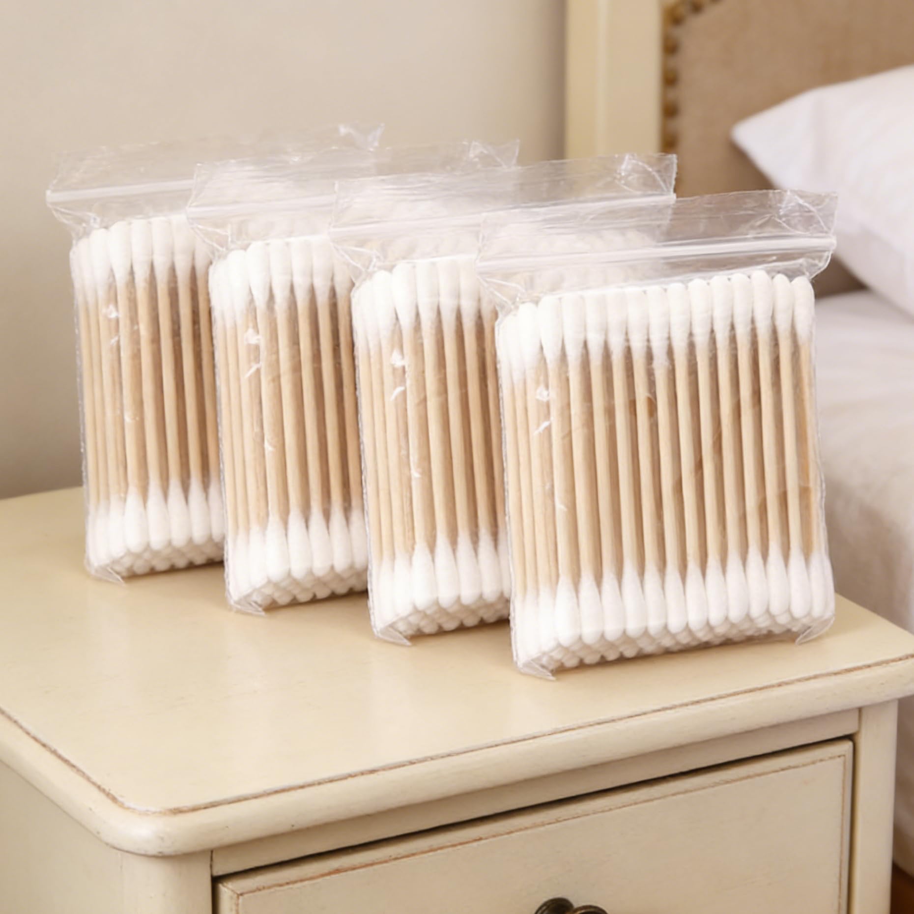 200 Pcs Double Ended Cotton Swabs, Biodegradable Cotton Makeup Applicators for Nail Polish, Eyeliner, Artwork and Precision Cleaning, Gentle Hypoallergenic Swab Sticks (200 Count)