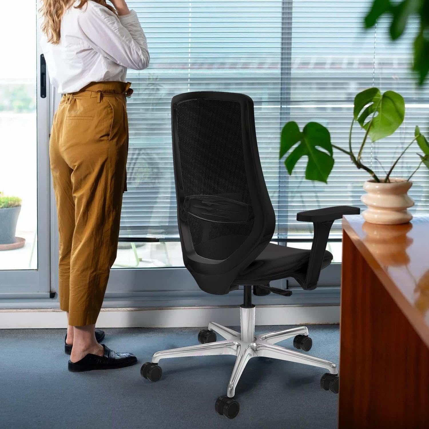 Piqueras y Crespo Silla Escolar ergonómica Mardos con Respaldo Fijo, Brazos 3D, Apoyo Lumbar 1D, Mecanismo sincro 4 Posiciones, para Uso de 8 Horas y Peso máximo de 120 Kg