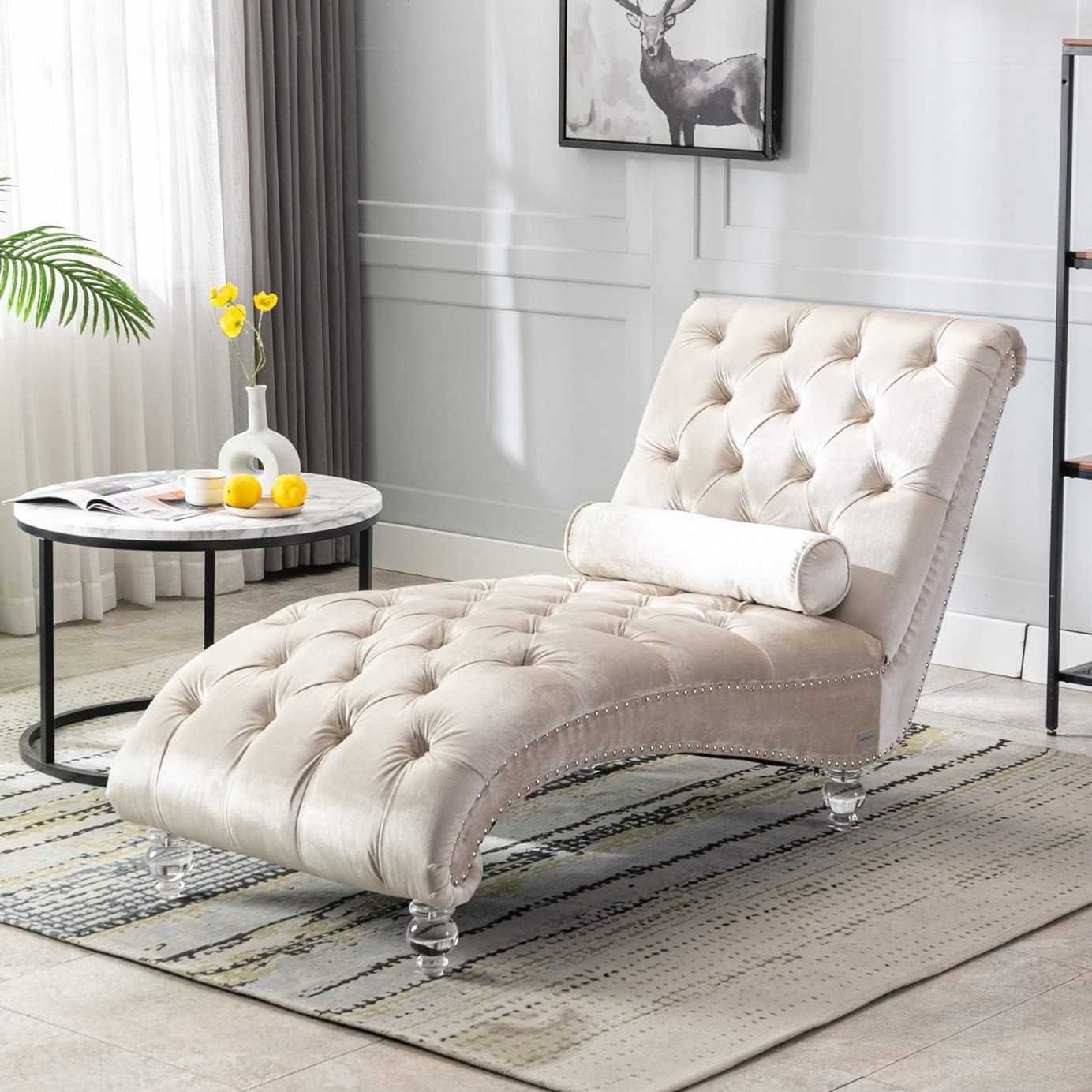 Leisure Chaise Lounge Chair with Throw Pillow, Velvet Upholstered Concubine Sofa Accent Sofa Recliner Sofa Chaise with Acrylic Feet (Beige)