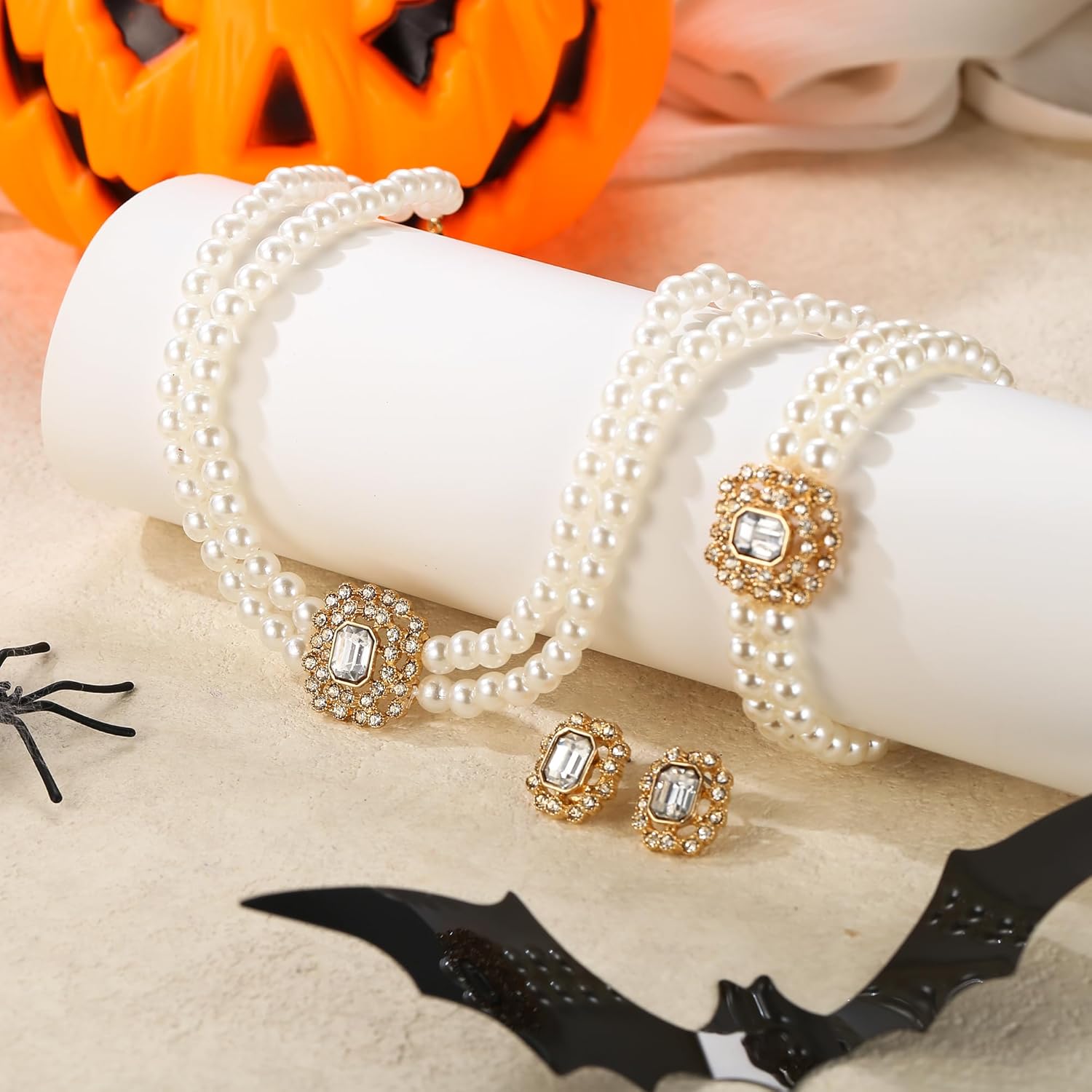 Flyonce 3 Pcs 1920s Pearl Choker Necklace Earrings Bracelet Sets, Vintage Faux Pearls Strands Necklaces Great Gatsby Flapper Party Cosplay Roaring 20s Halloween Costume Jewelry Set for Women