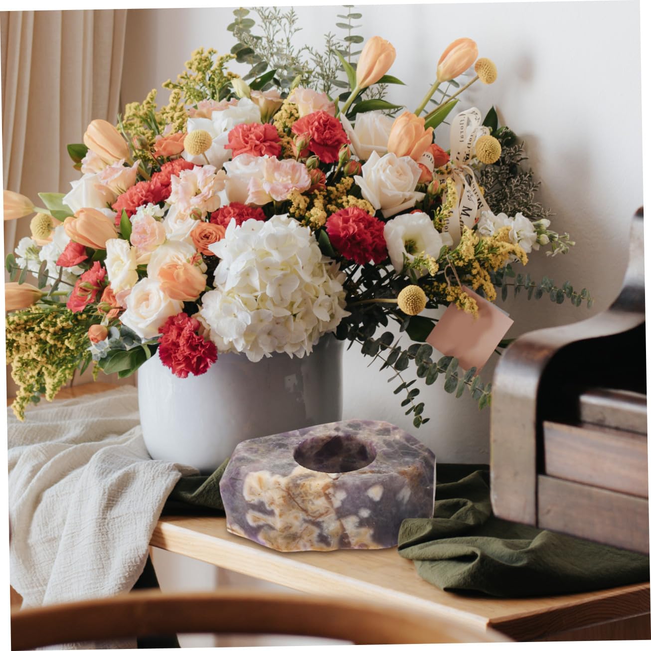 LIFKOME Candelabro de Cristal Púrpura para Velas Aromáticas Bordes Rugosos y Base Natural, Adecuado para Decoración Navideña y Reuniones Familiares