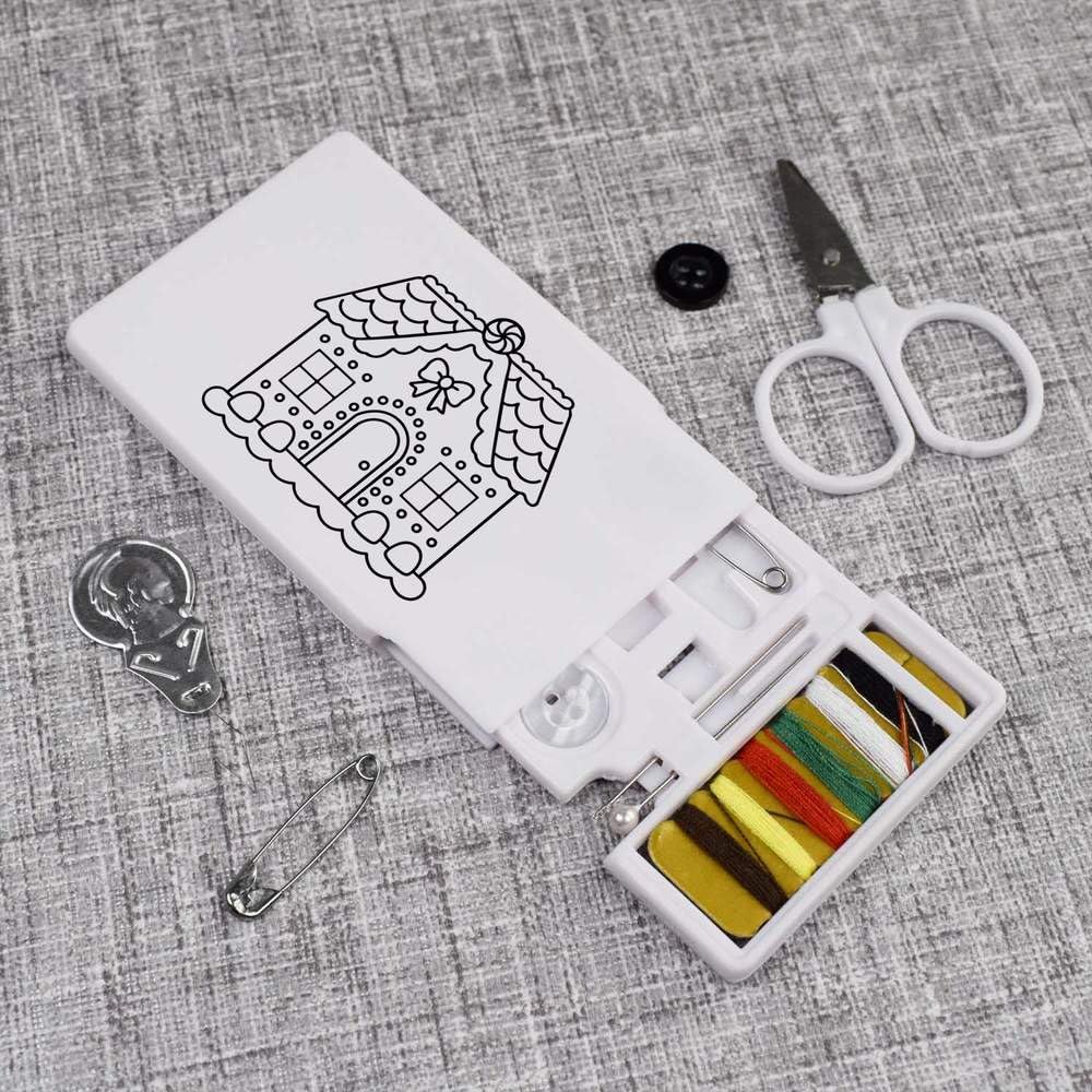 'Ginger Bread House' Mini Travel Sewing Kit (SE00038883)