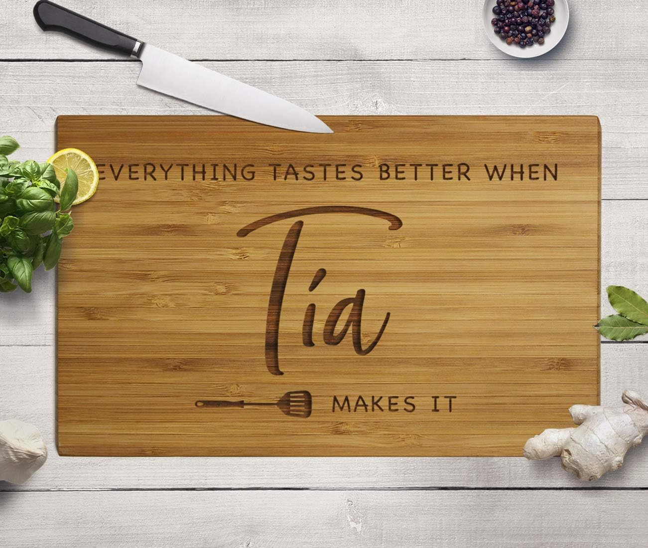 Andaz Press Large Bamboo Wood BBQ Cutting Board Gift, 17.75 x 11-inch, Everything Tastes Better When Tía Makes It, 1-Pack, Engraved Serving Chopping Board Christmas Birthday Chef Kitchen Ideas - Image 4