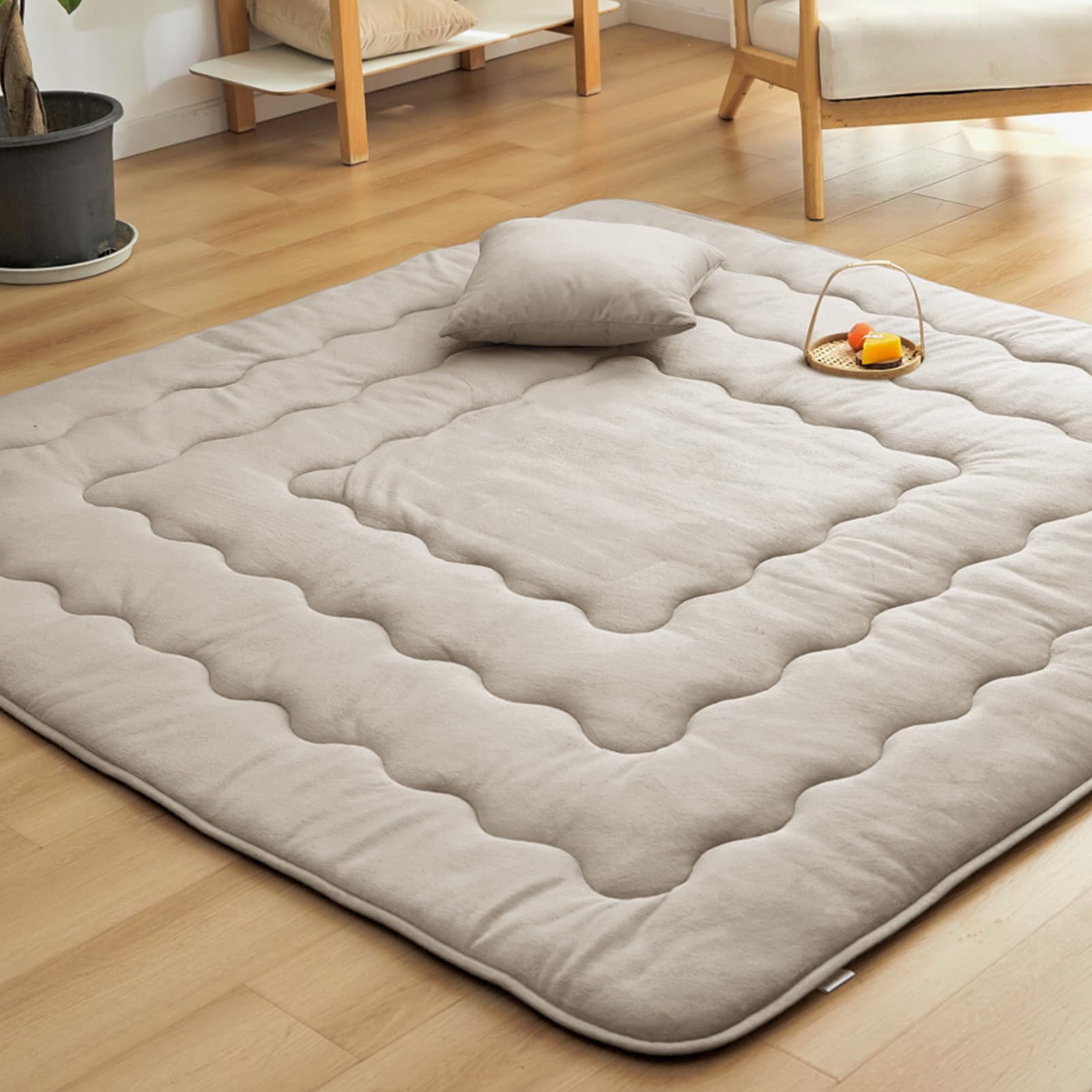 コタツとコタツ布団と敷きマット二枚 コタツとコタツ布団と敷きマット