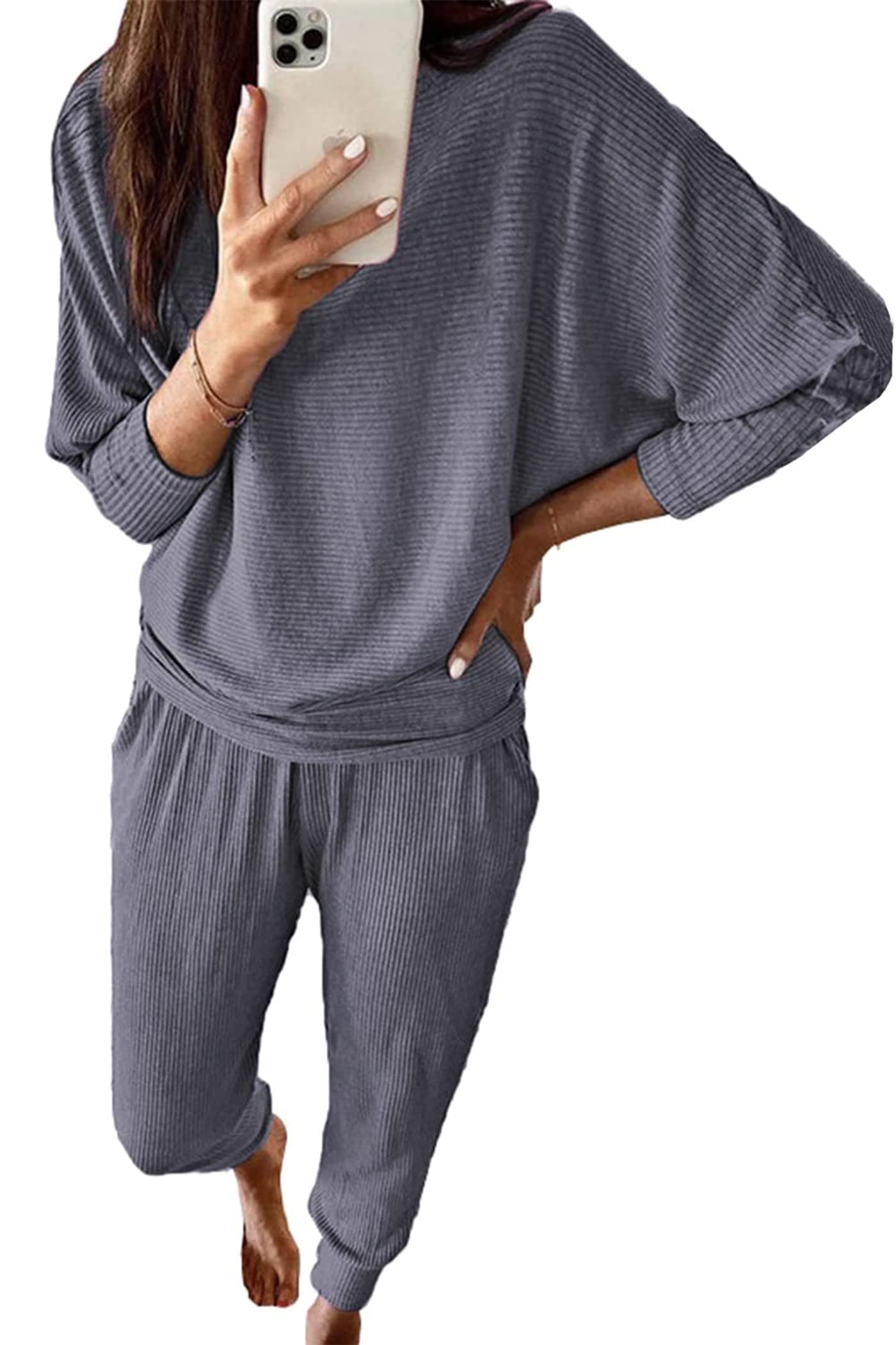 PRETTYGARDENWomen's Fashion Outfits 2 Piece Sweatsuit Solid Color Long Sleeve Pullover Long Pants