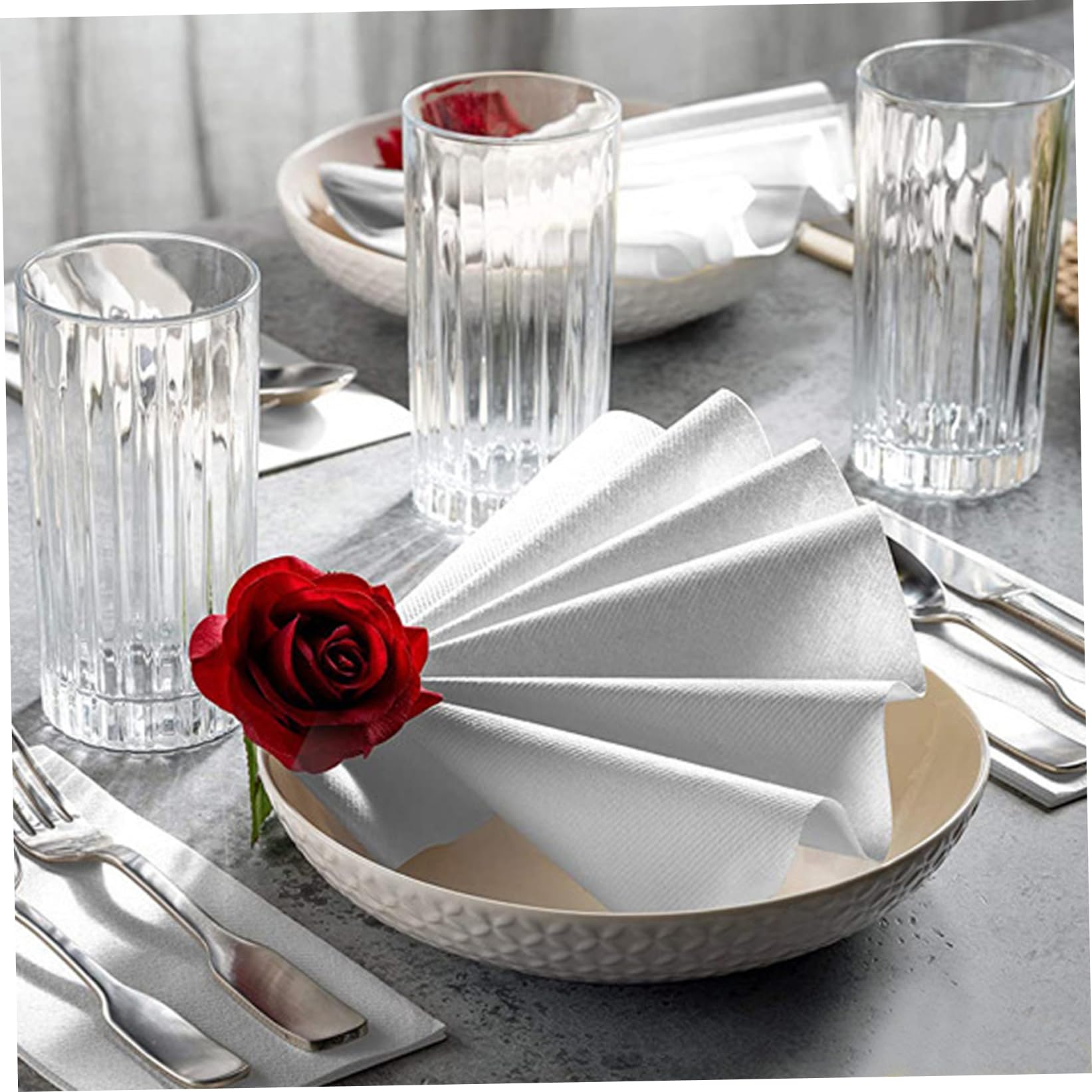 200 feuilles de serviettes en papier 12 x 17 pouces, serviettes jetables pour la cuisine, douces et absorbantes, jetables, pour salle de bain, fête, mariage.