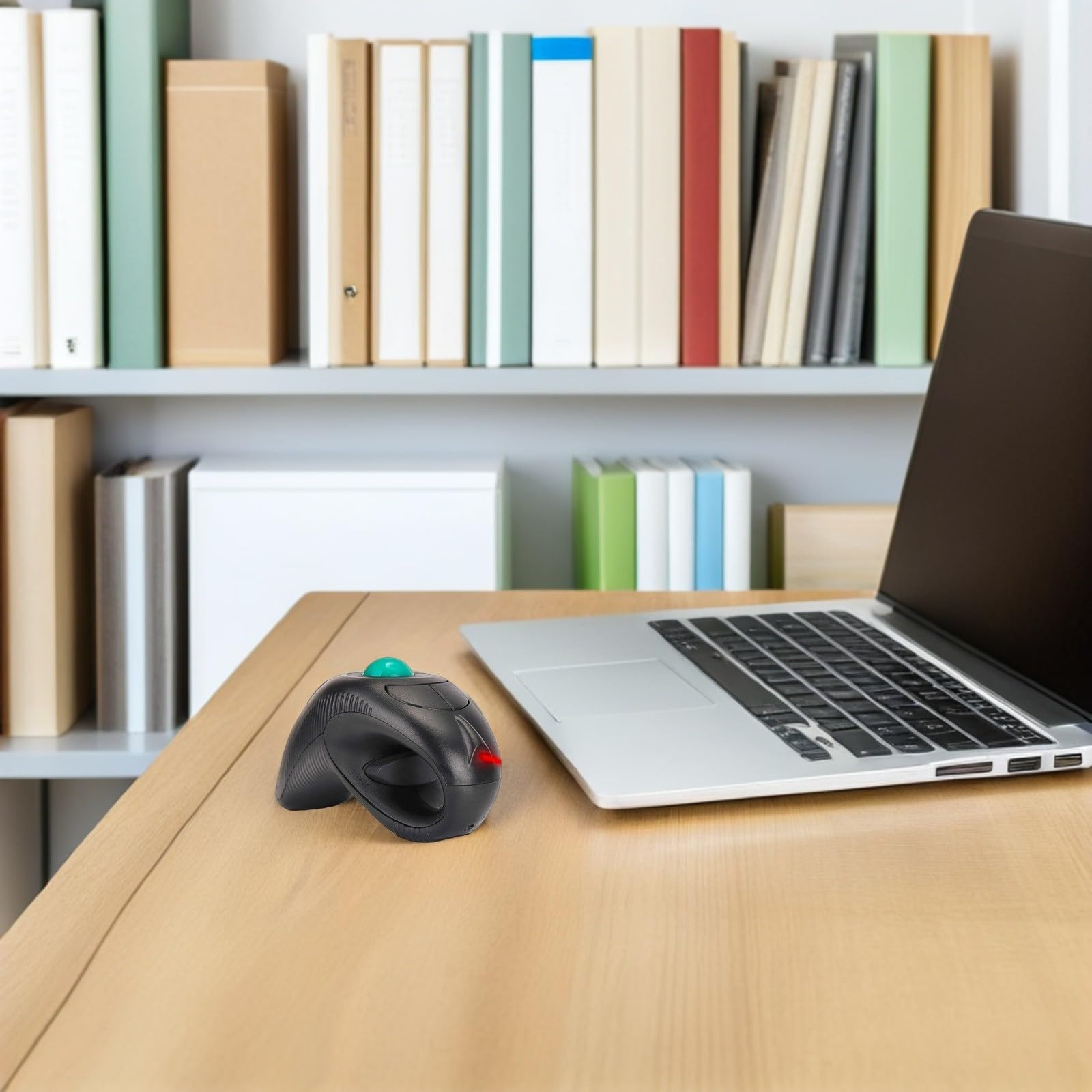 Genérico Mouse Ergonómico Inalámbrico Diseño Off-Table, Plástico Negro, 1000dpi y Puerto USB para Laptop, Adecuado para Usuarios Diestros y Zurdos