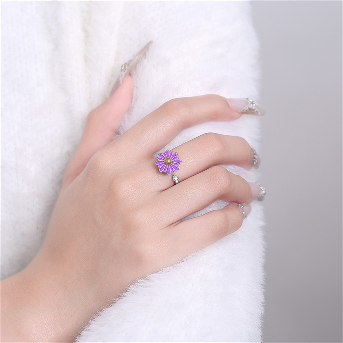 Amazon.com: Rotatable CZ Purple White Daisy Flower Ring for Women