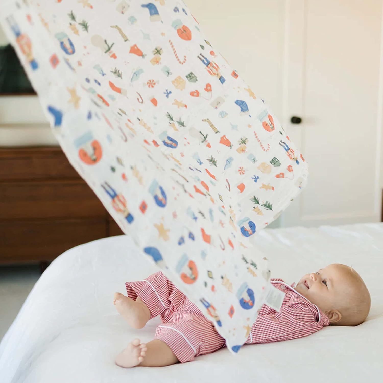 Little Unicorn Premium Cotton Swaddle Baby Blanket | Breathable Fabric | for swaddling, Play, Nursing & More (Christmas Time)