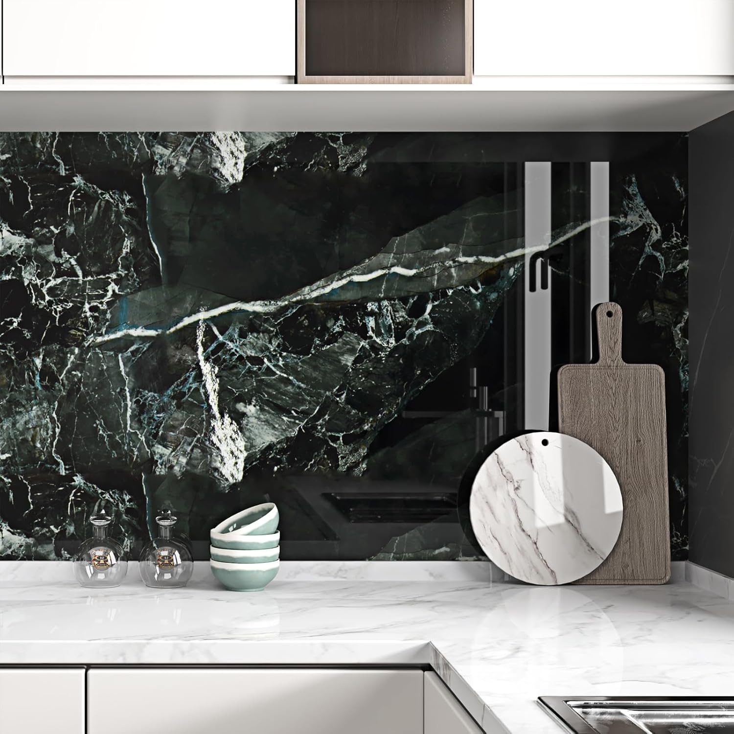 Glossy Emerald Green Marble Contact Paper Green Marble Wallpaper Peel and Stick Countertops Self Adhesive Countertop Contact Paper Waterproof for Cabinets Bathroom Table Decor 15.7"×118"