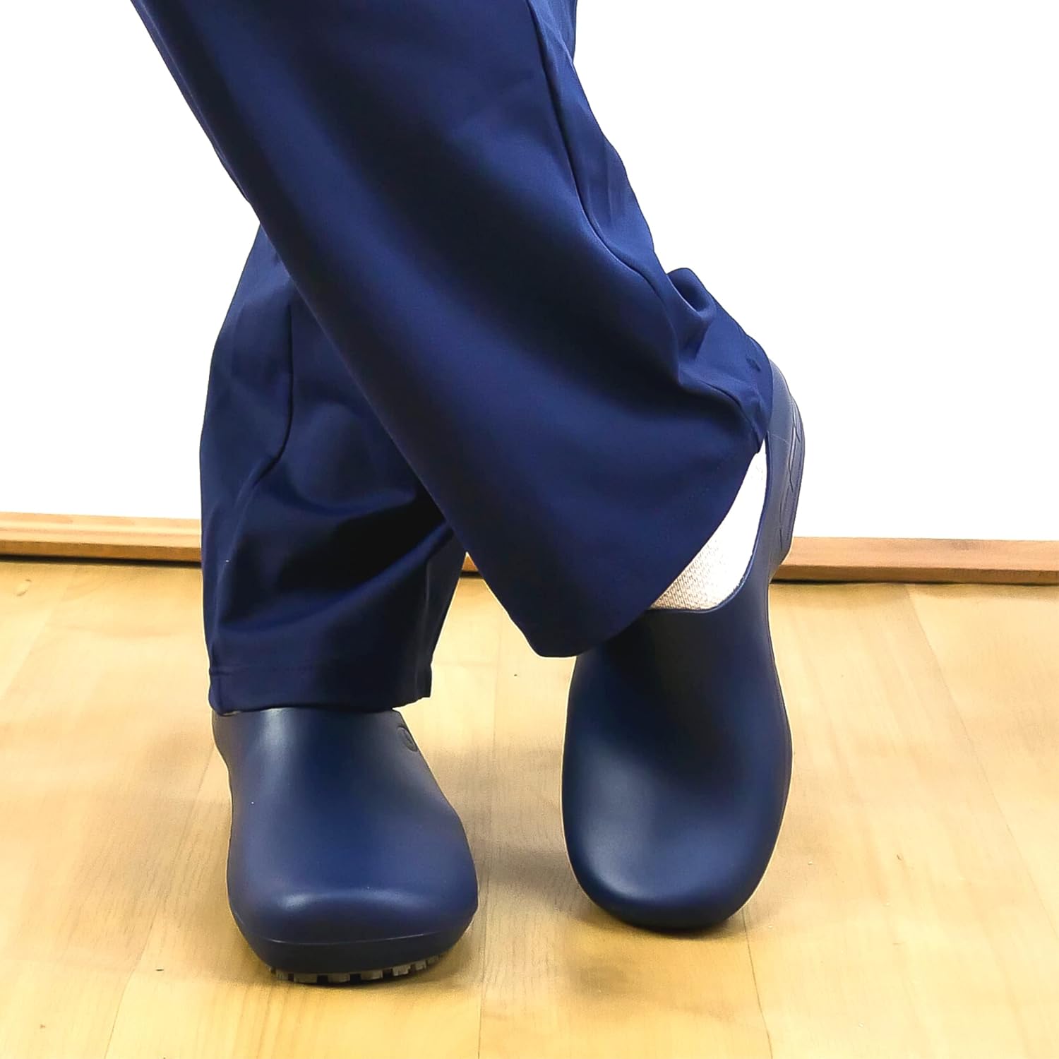 Sticky Nursing Shoes Women - Chefs - Kitchen - Nurses - Clogs for Work - Waterproof Non Slip - Image 9