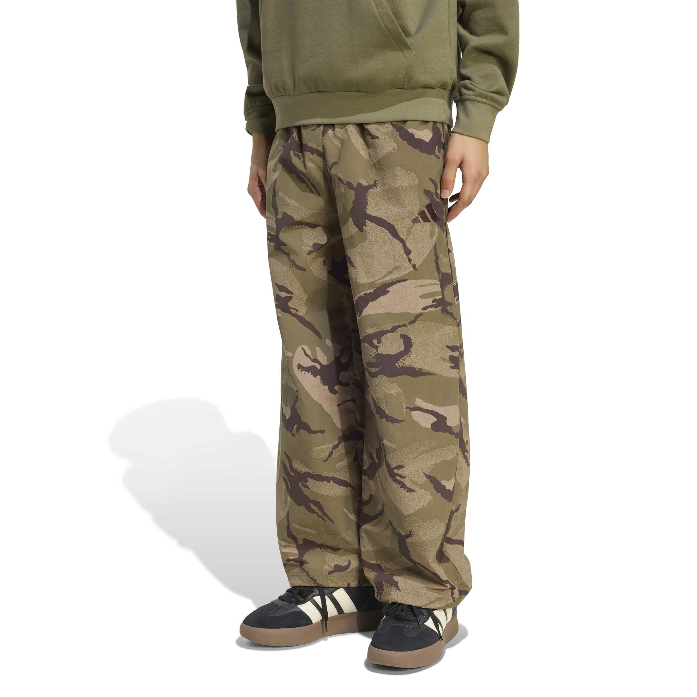 Men's Seasonal Essentials Camouflage Woven Parachute Pants