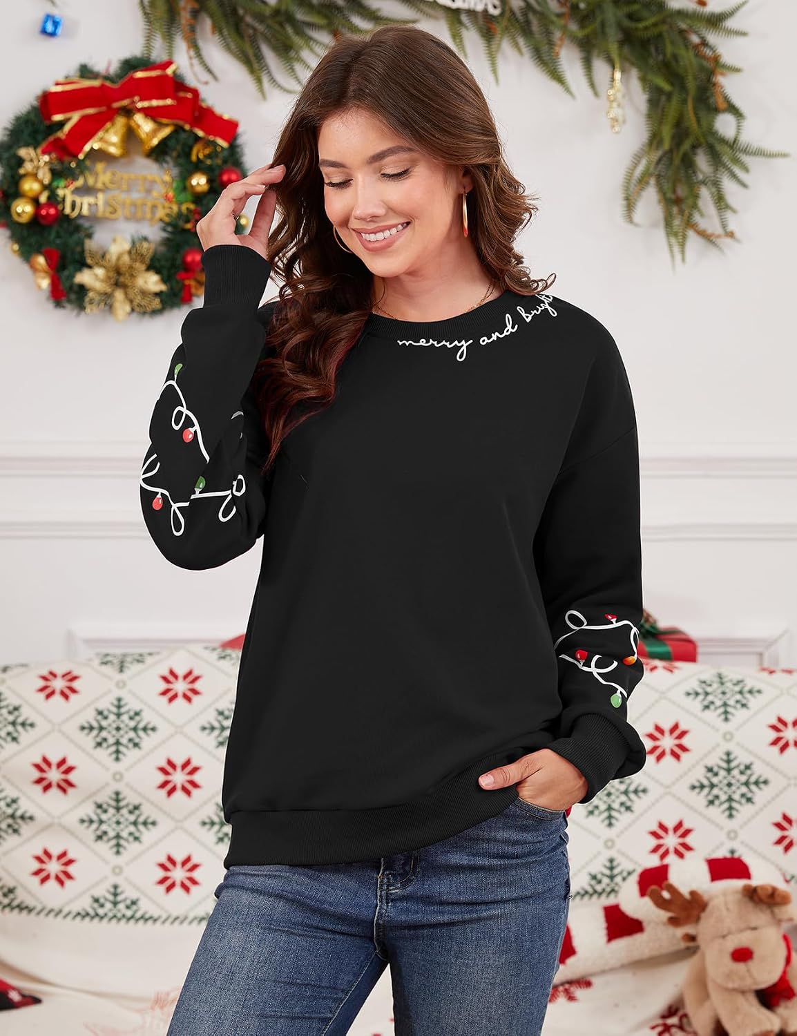 Gihuo Women's Christmas Sweatshirt Merry and Bright Holiday Pullover Long Sleeve Christmas Lights Design Soft Cotton Blend Size (Black-L)