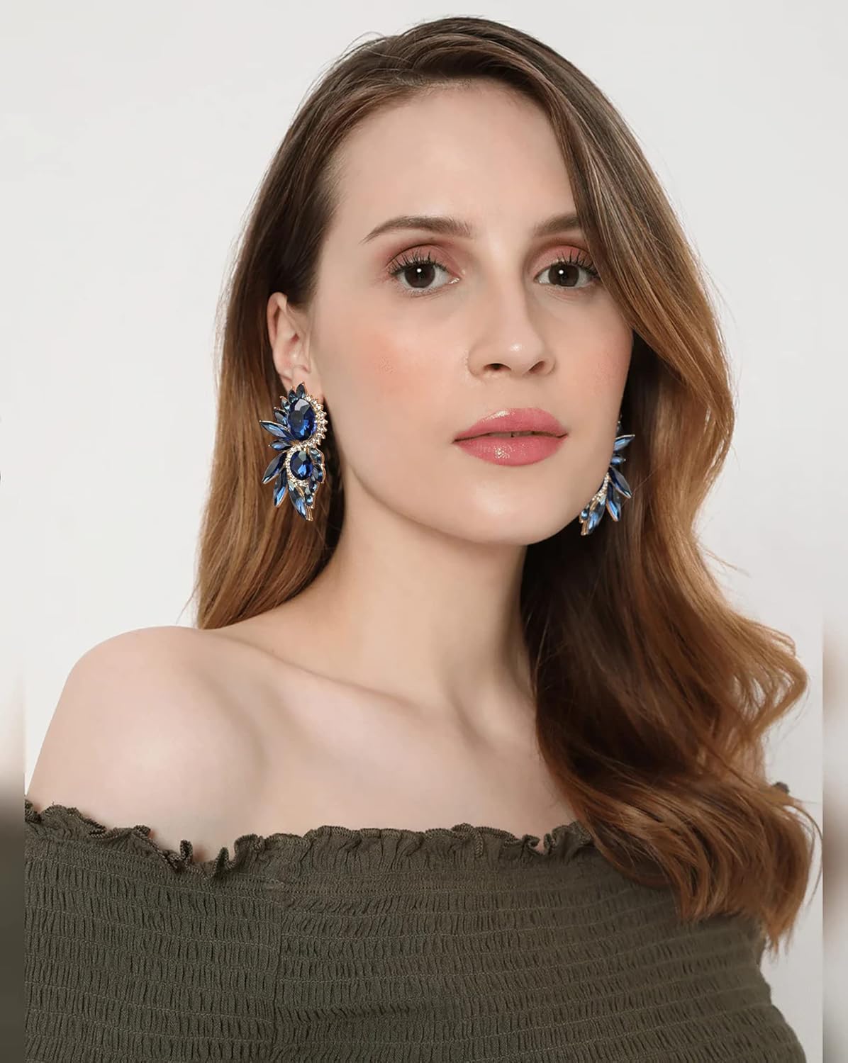 Vintage Rhinestone Statement Earrings Fancy Crystal Cluster Drop Dangle Earrings for Women - Image 3