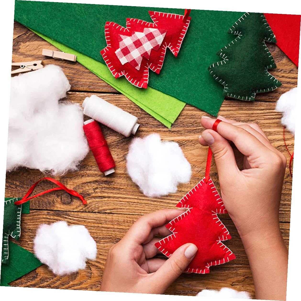 SECFOU 2pcs Artificial Snow Blankets for Christmas Village Display, Fluffy Thick White Snow Covering Decor, Holiday Winter Indoor Decoration and Photo Prop Set