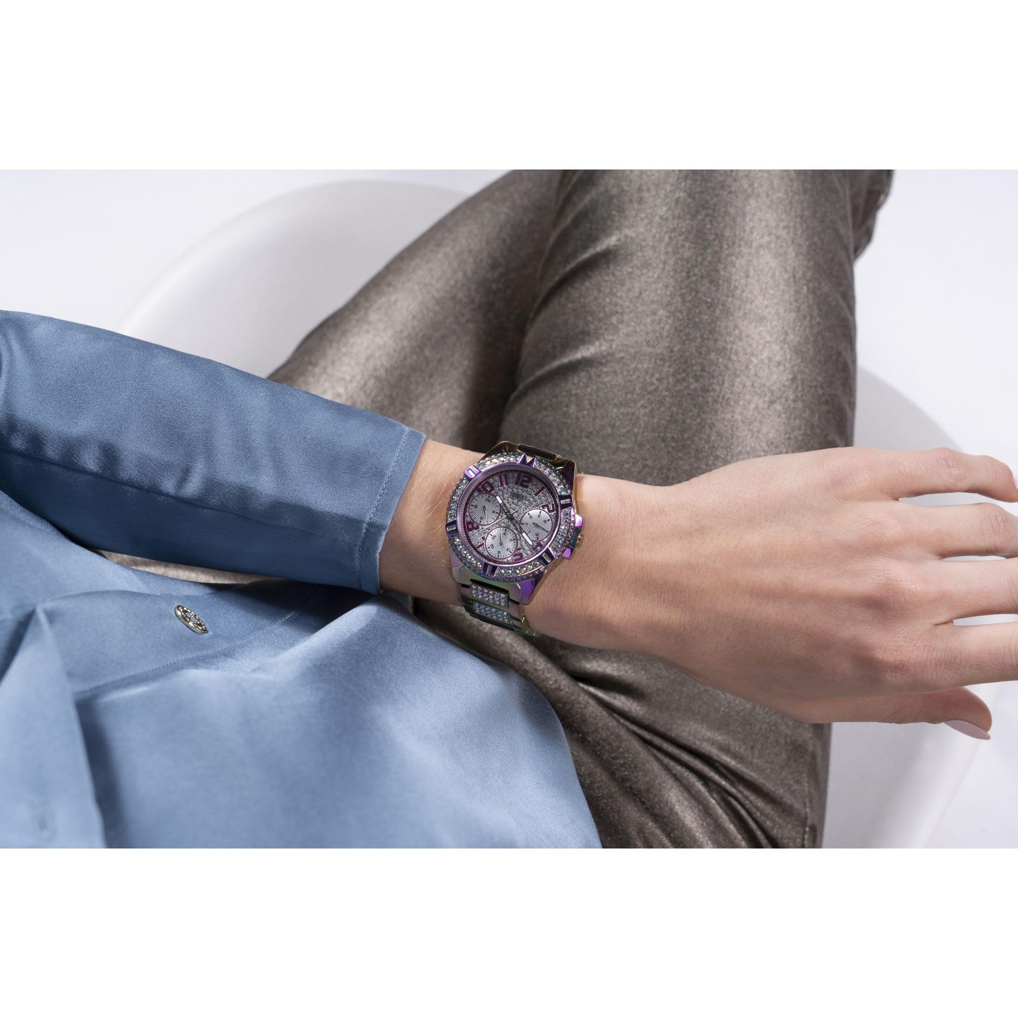Guess 40 mm große Kristall-Armbanduhr