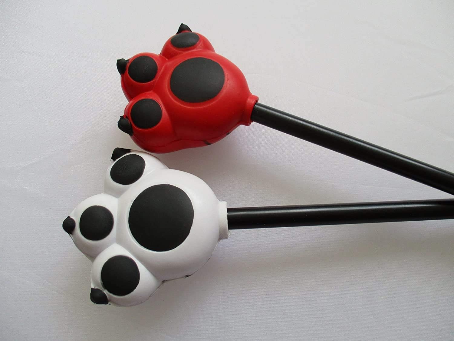 Amazon 指し棒 アニマル 赤 白２本セット 指差し棒 指示棒 肉球 猫の手 ポインター 指示棒 文房具 オフィス用品