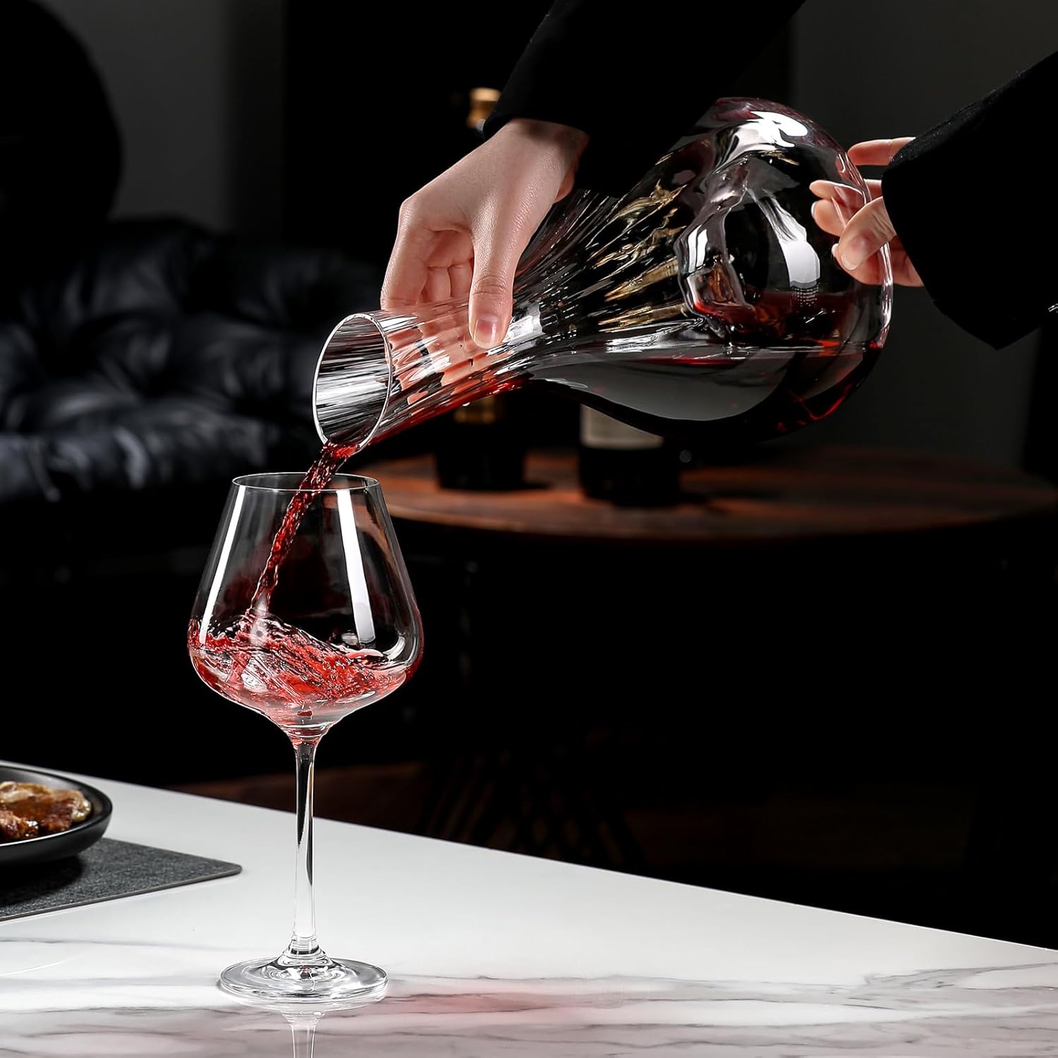 Wine Decanter, 1900ml /64.2oz Red Wine Decanter, Hand Blown Lead-Free Crystal Wine Carafe, Decanter for White and Red Wine, Elegant Design Easy Pour, Wine Gifts and Wine Accessories (801)