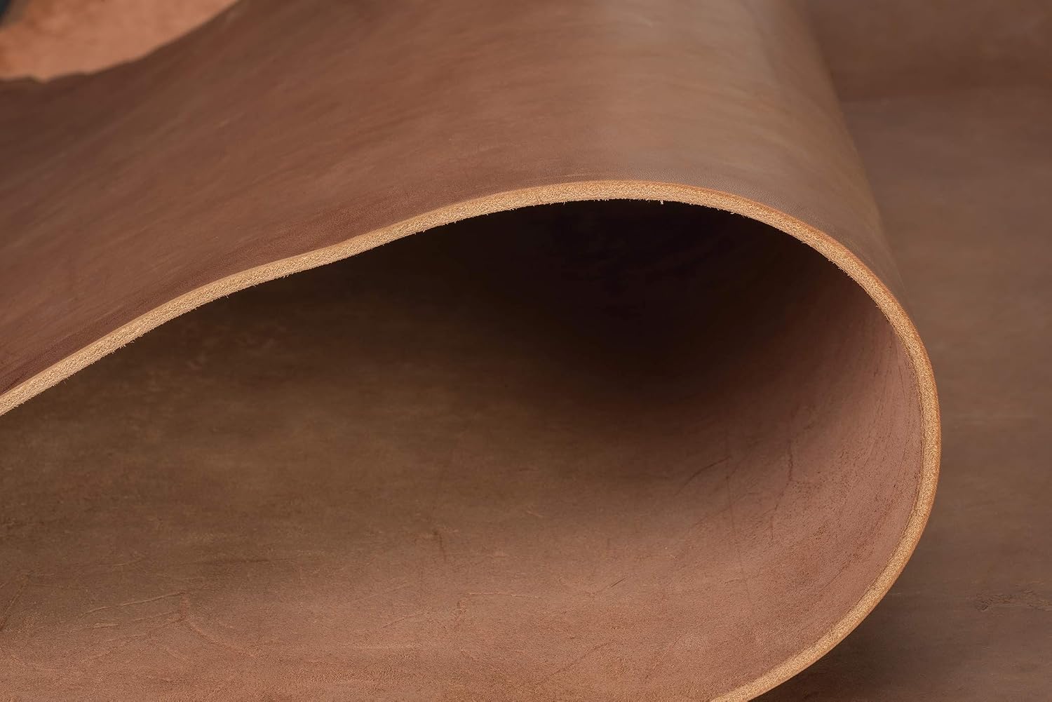 Weaver Select Saddle Skirting Leather, 13 to 15 oz.
