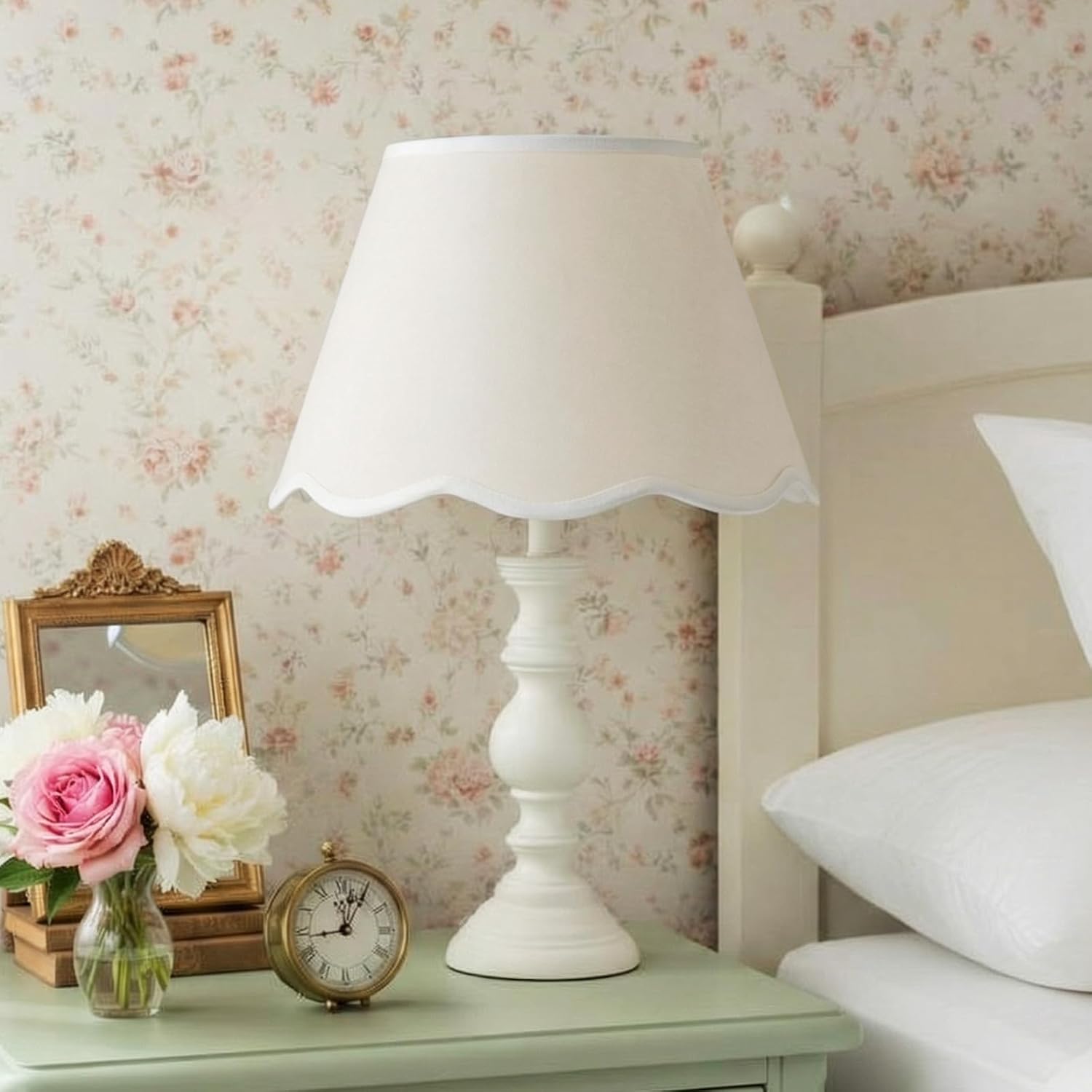 VIHOSE Beige 9.4'' Bottom x 5.9'' High x 5.1'' Top Set of 2 Lamp Shade with Petal Edge, Fabric Scalloped Lampshade, for Floor Wall Table Lamps Living Room Bedroom