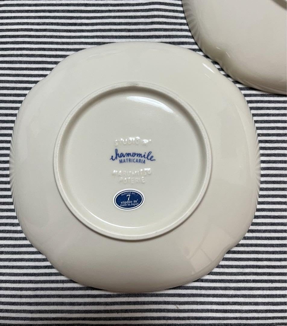 スタジオエム　studio m’　カモミール深皿　2枚セット レコメンド :: 夏の器・青い器 :: カモミール 深皿 - マルミツ
